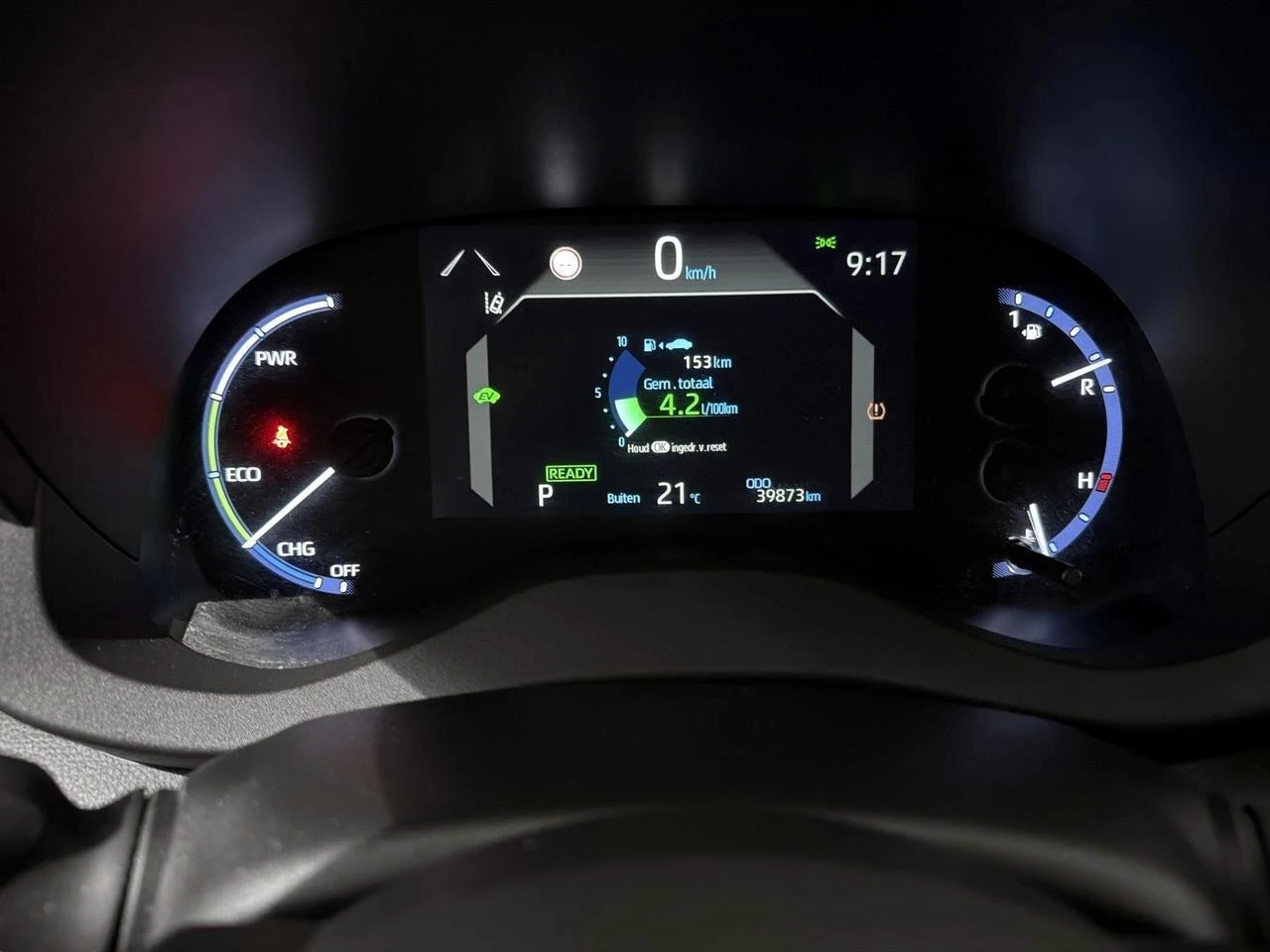 Toyota-Yaris Cross-image-10