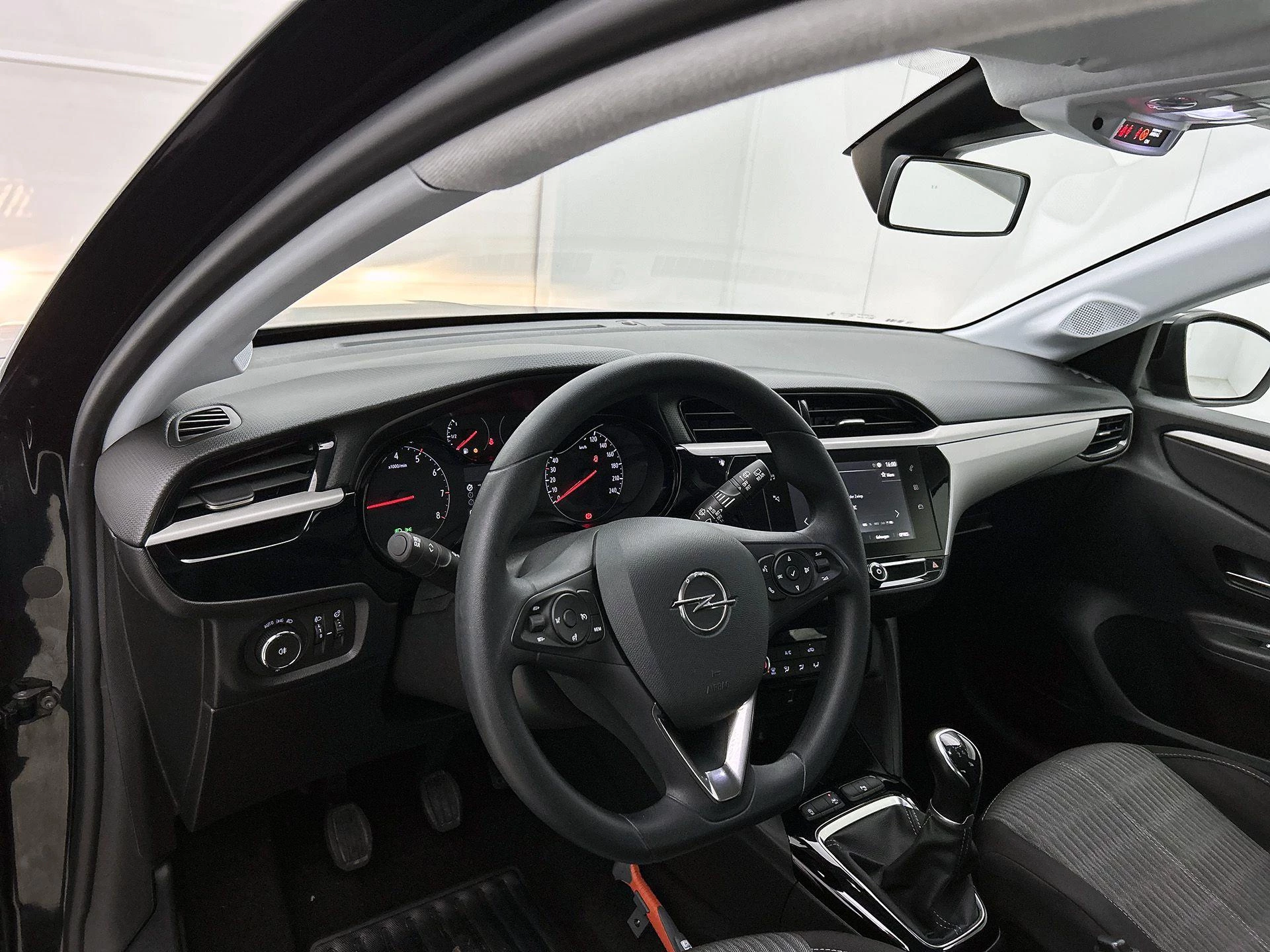 Opel-Corsa-image-16