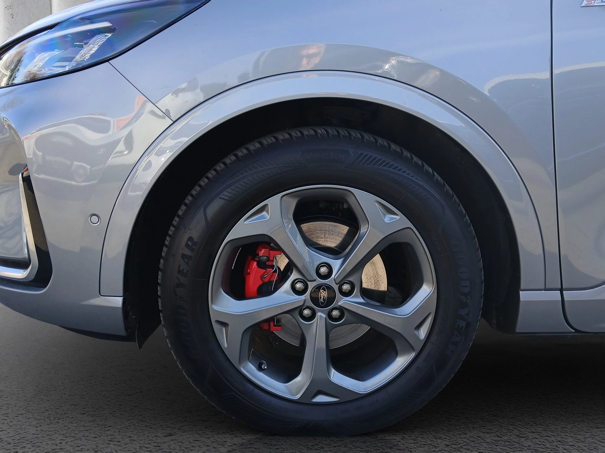 Ford-Kuga-image-8