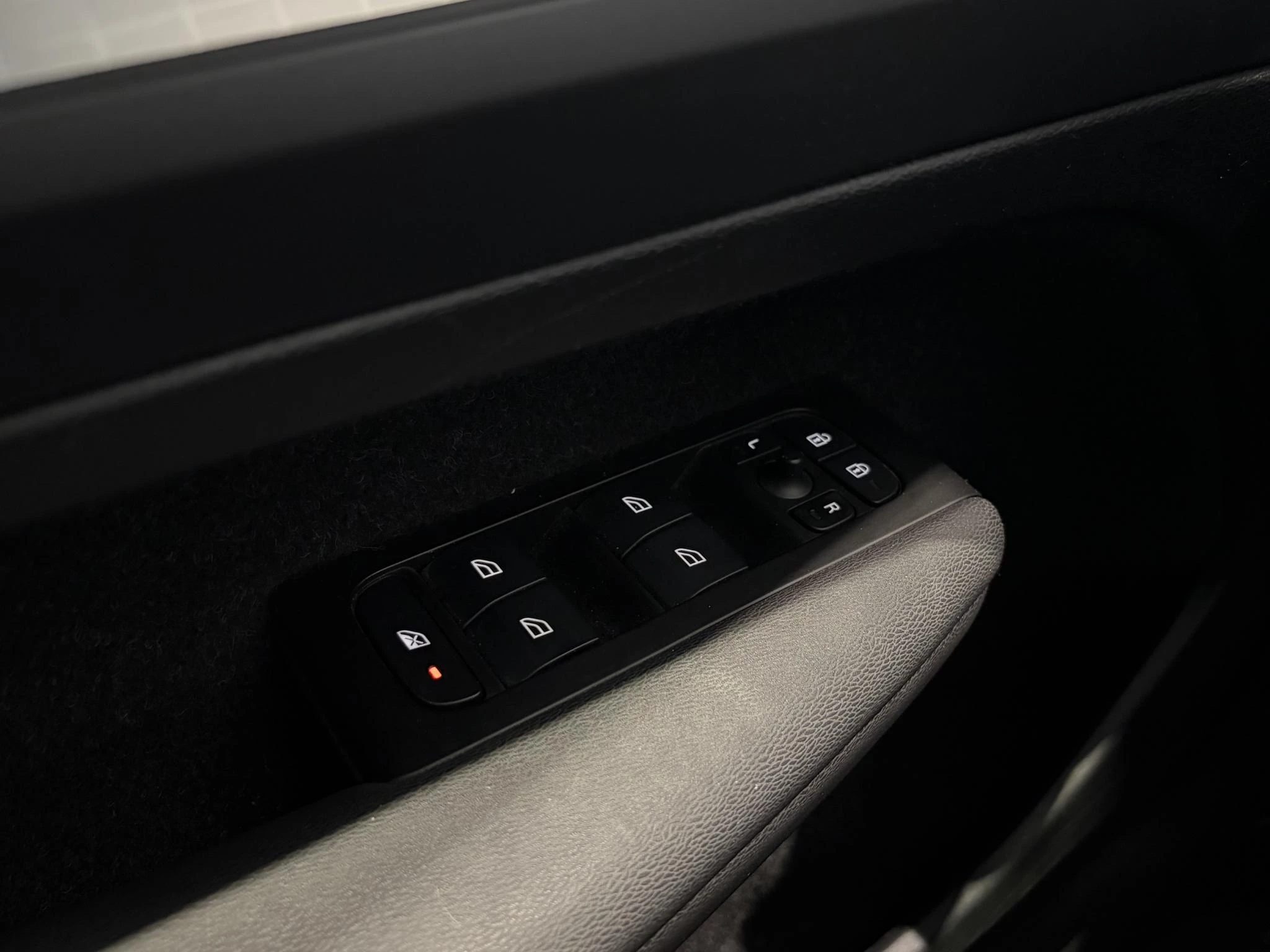 Volvo-XC40-image-22