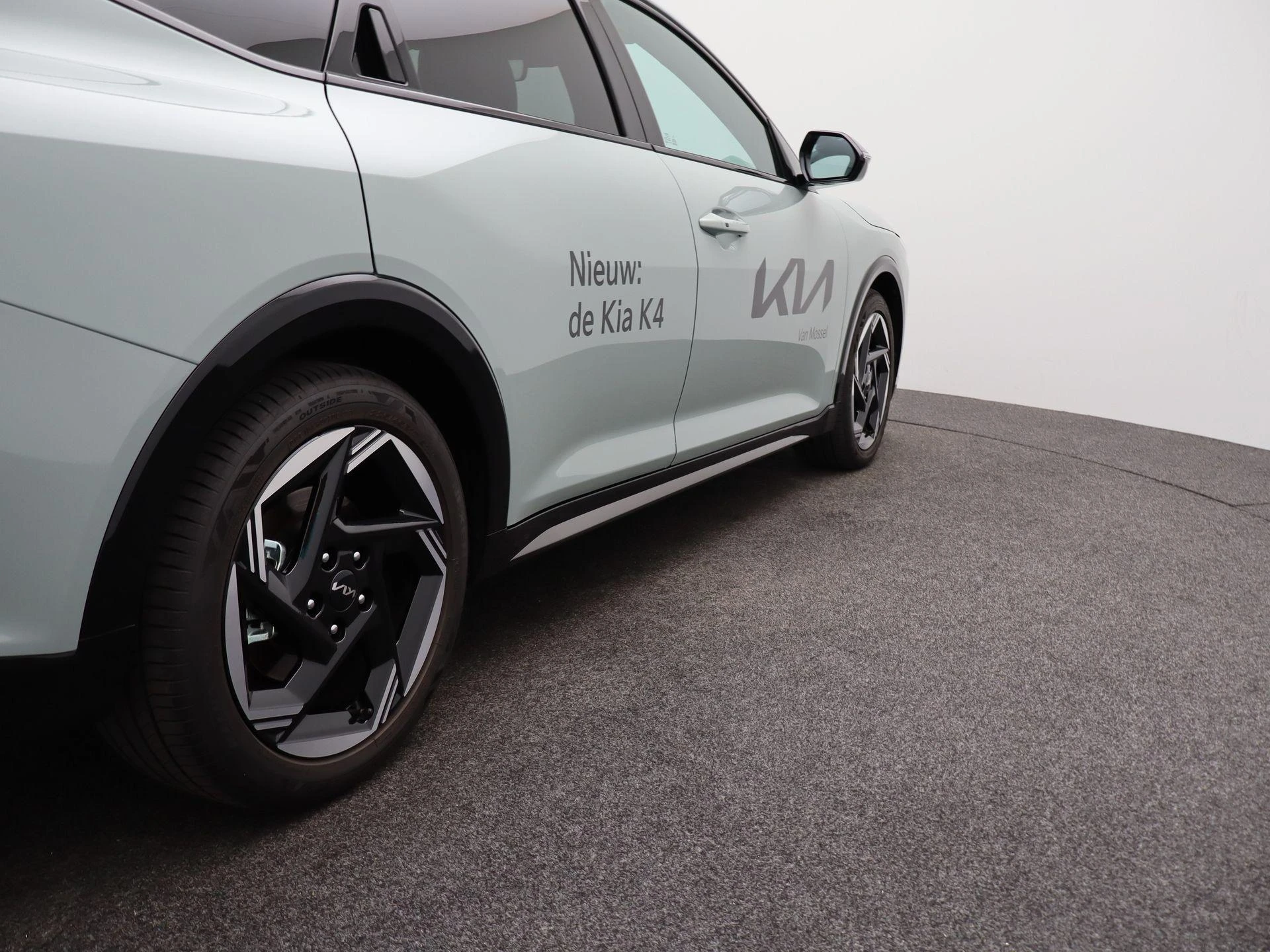 Kia K4 1.0 T-GDi MHEV GT-Line Launch Edition (pano)
