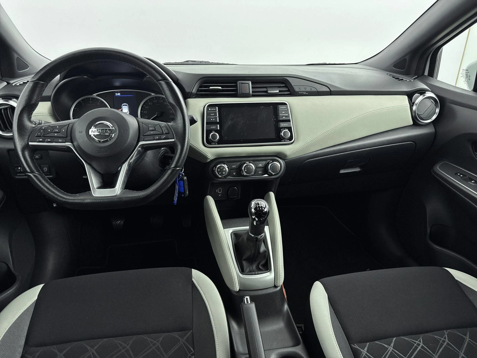 Nissan-Micra-image-15