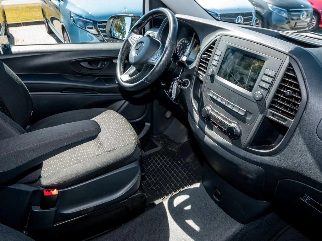 Mercedes-Benz-Vito 114-image-7
