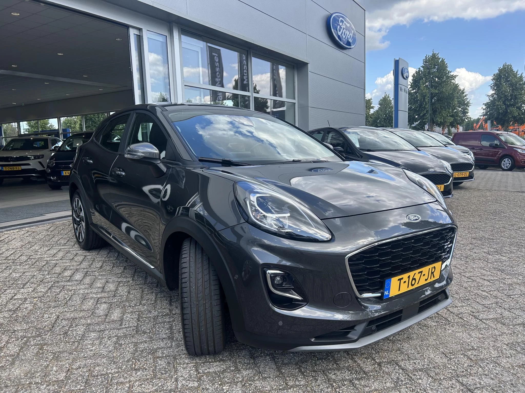 Ford Puma 1.0 EcoBoost Hybrid Titanium