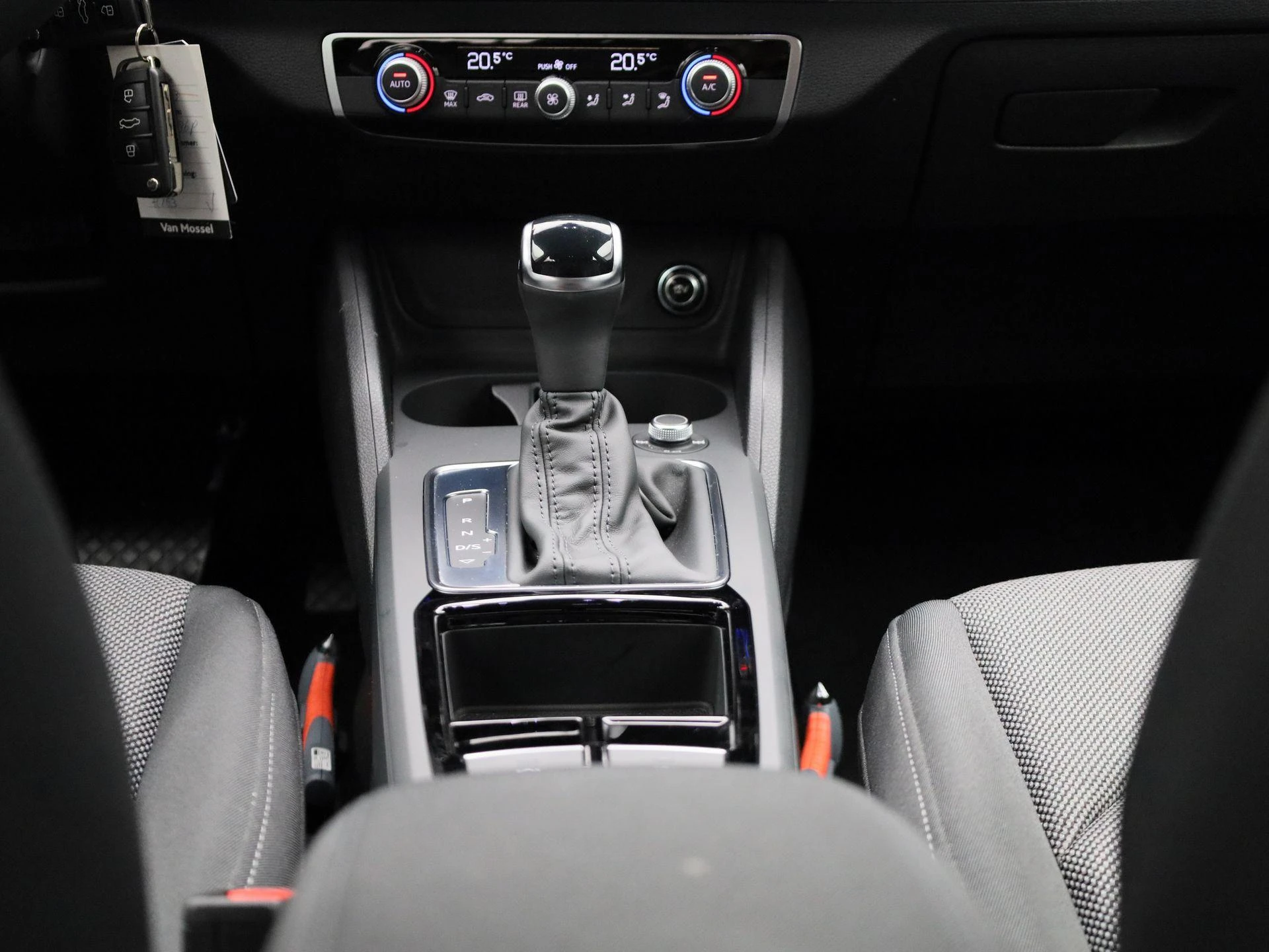Audi Q2 - 10
