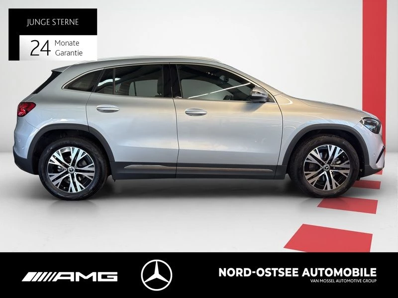 Mercedes-Benz-GLA-image-8