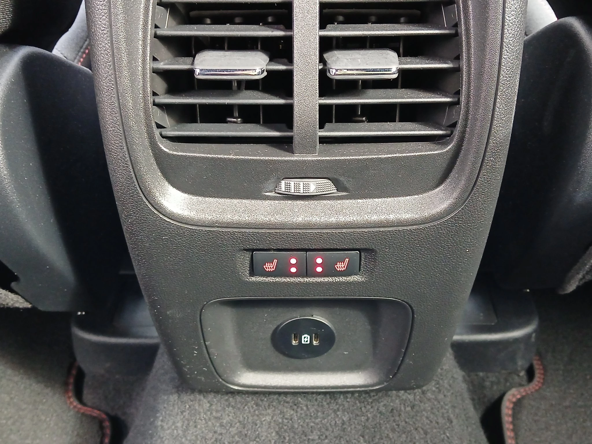 Ford-Kuga-image-27