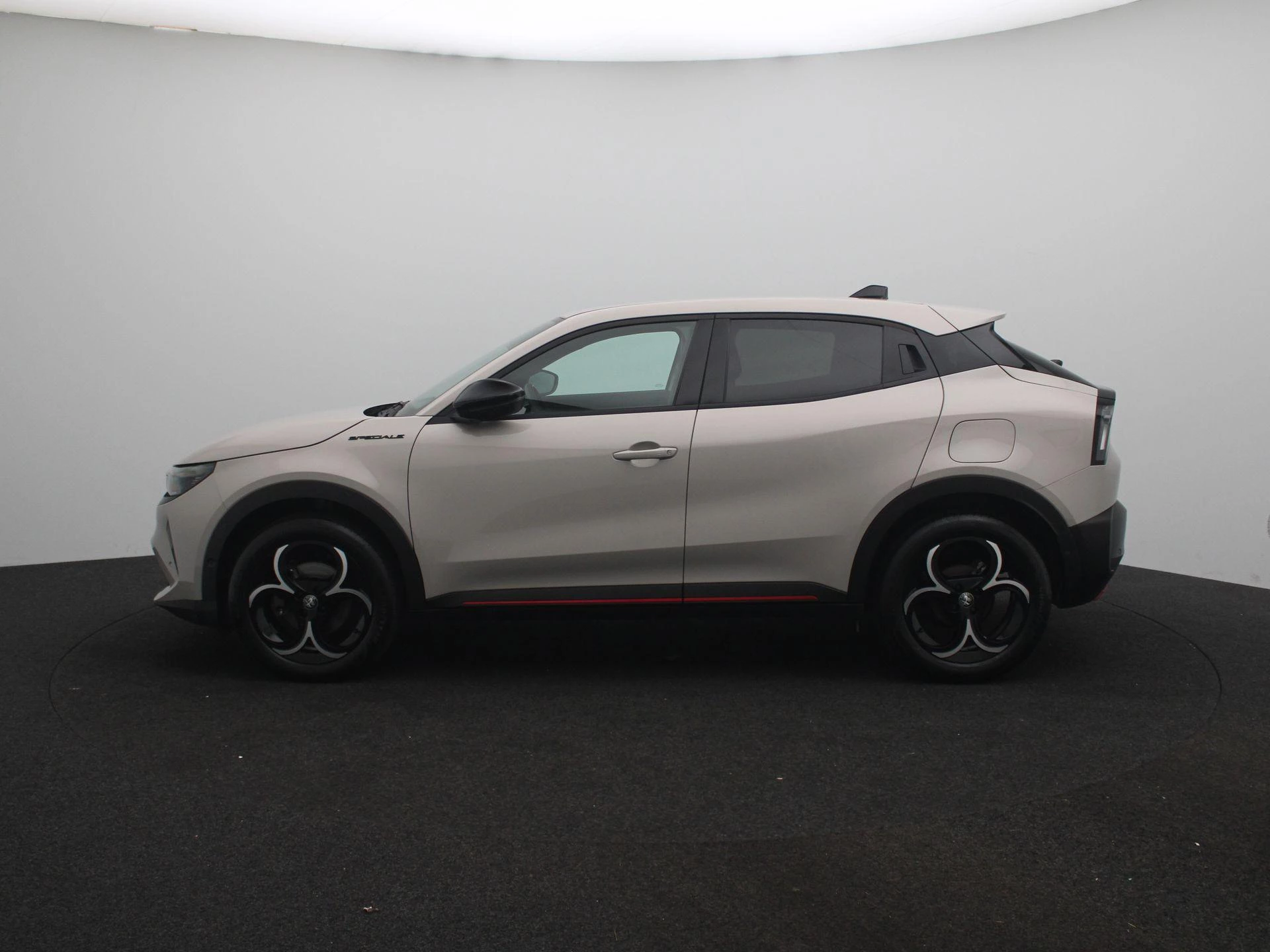 Alfa Romeo-Junior-image-3