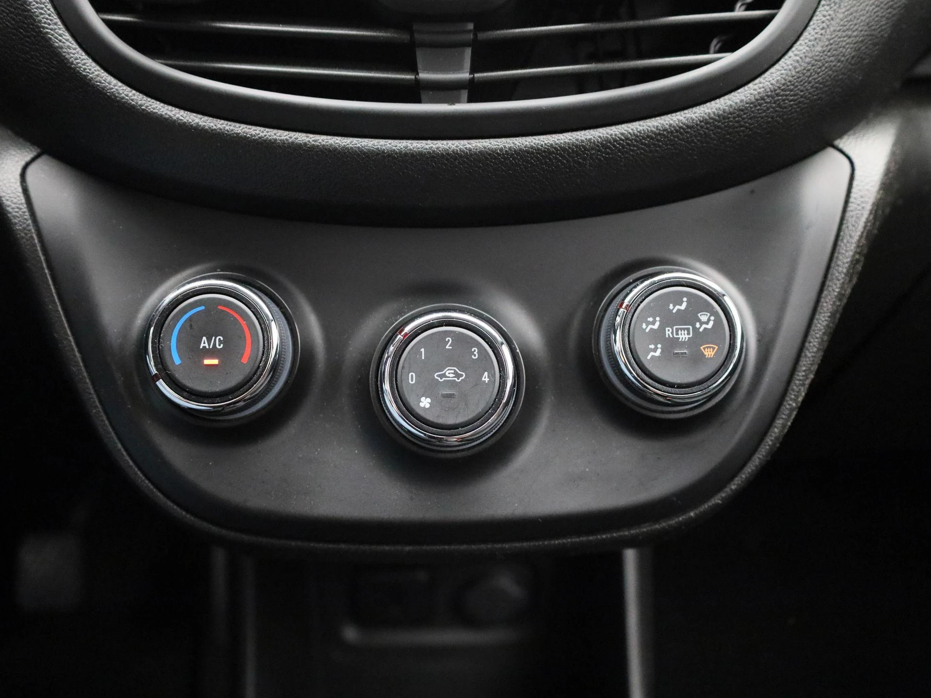 Opel-KARL-image-16