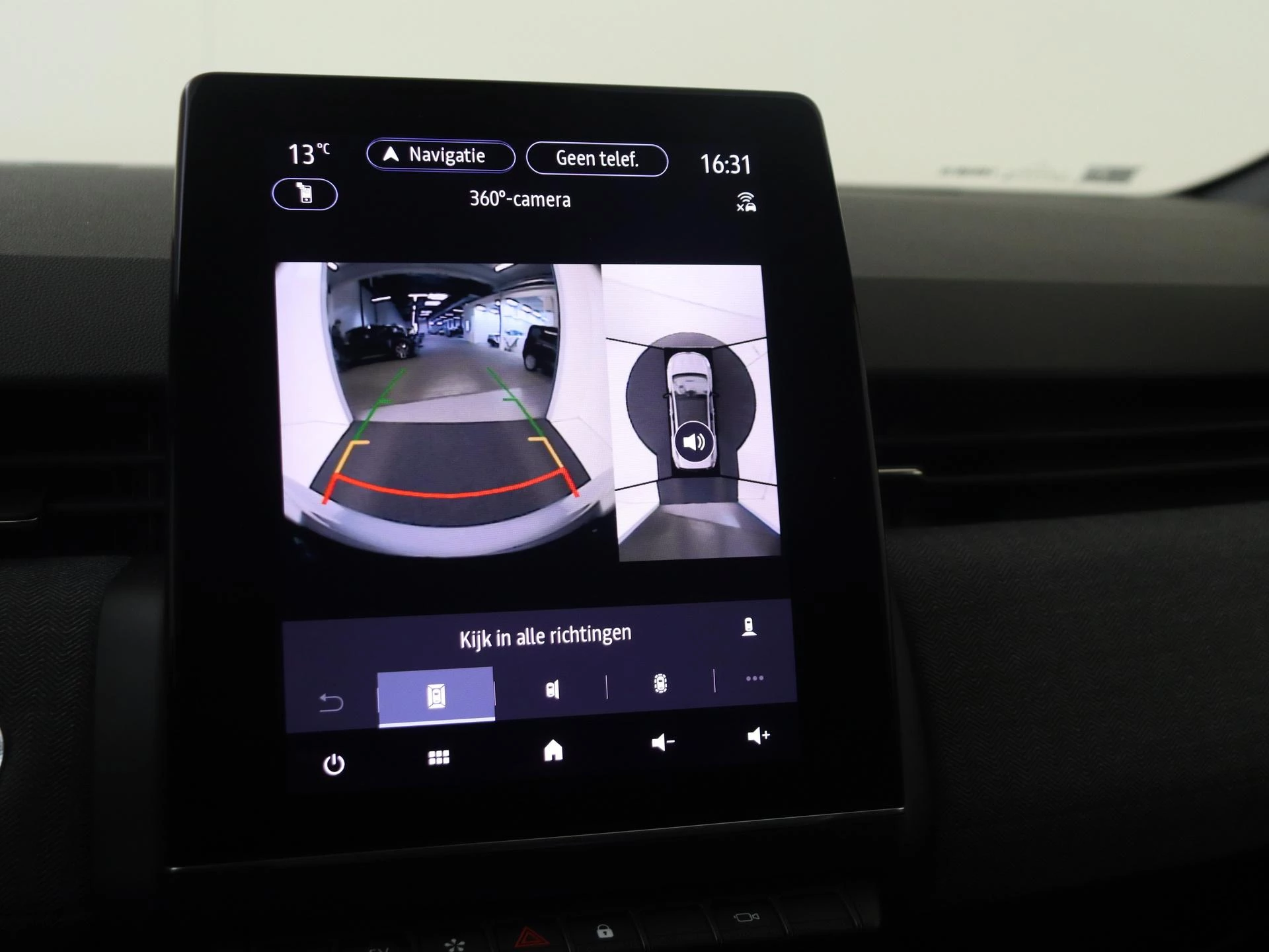 Renault-Clio-image-21