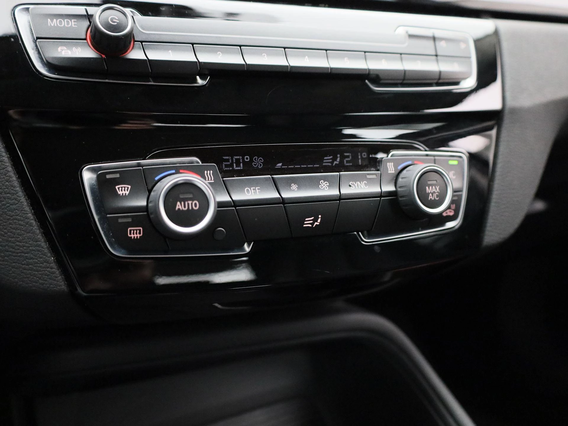 BMW X1 sDrive18iA (100 kW)