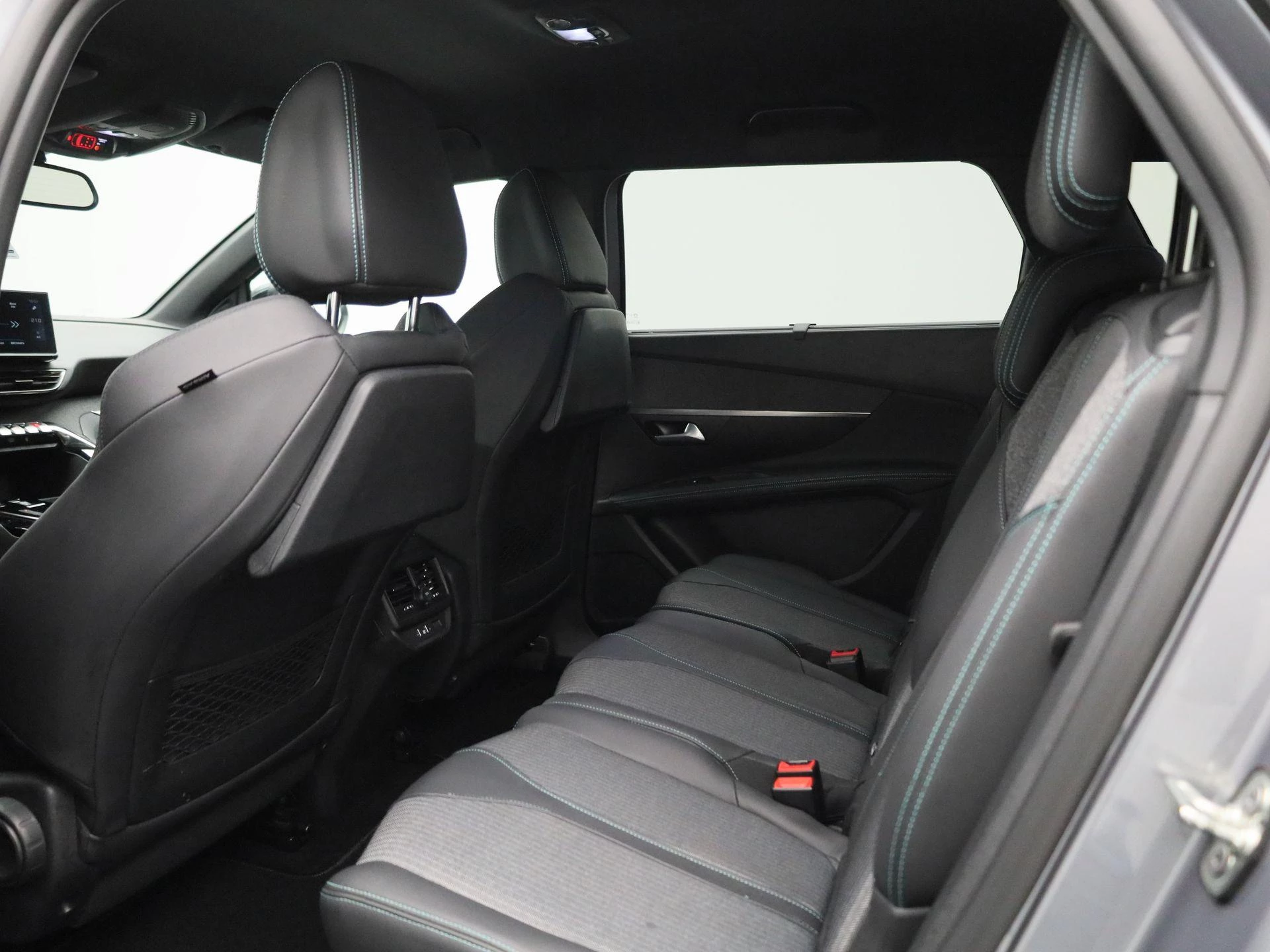 Peugeot-5008-image-9