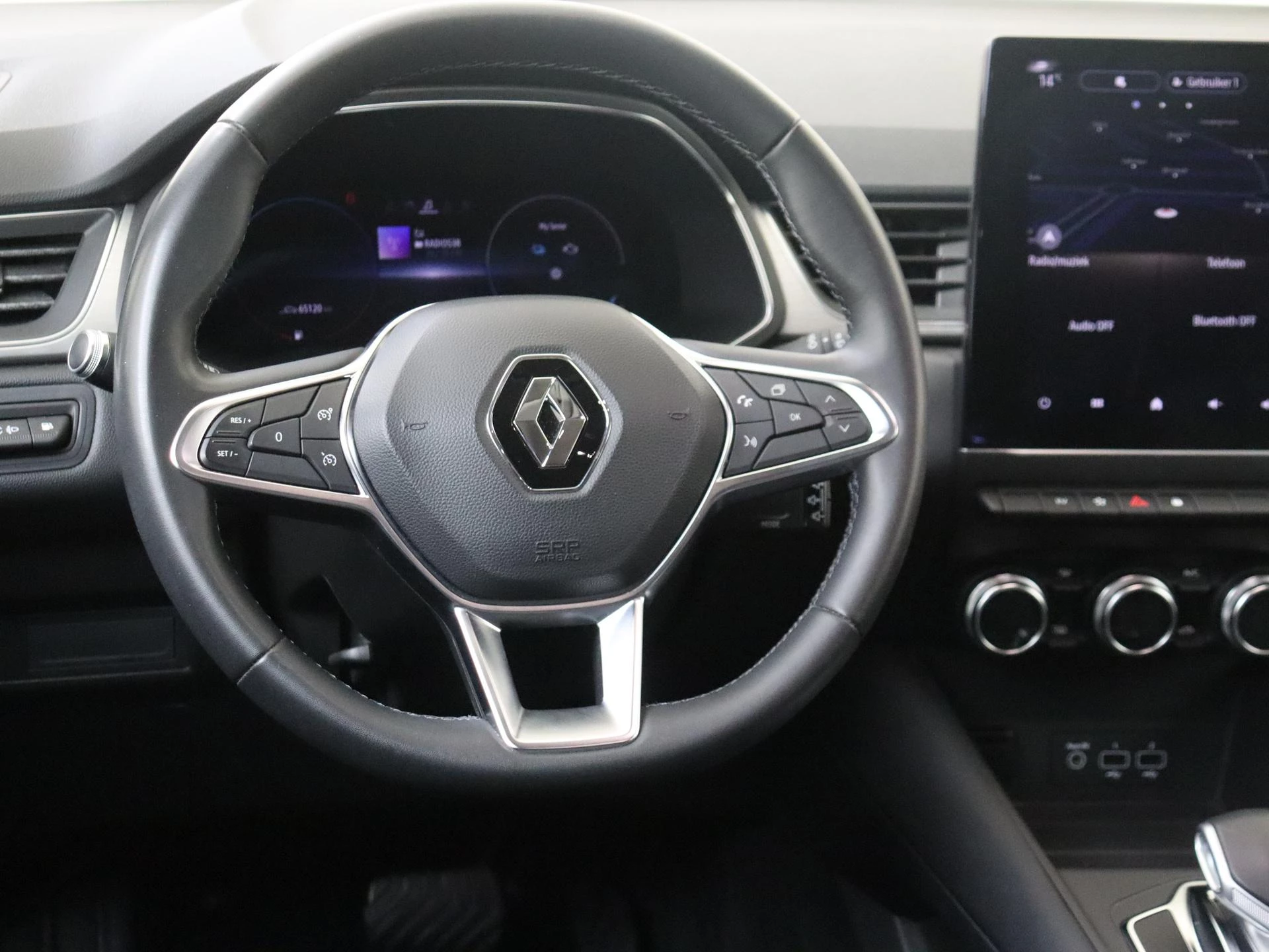 Renault-Captur-image-9
