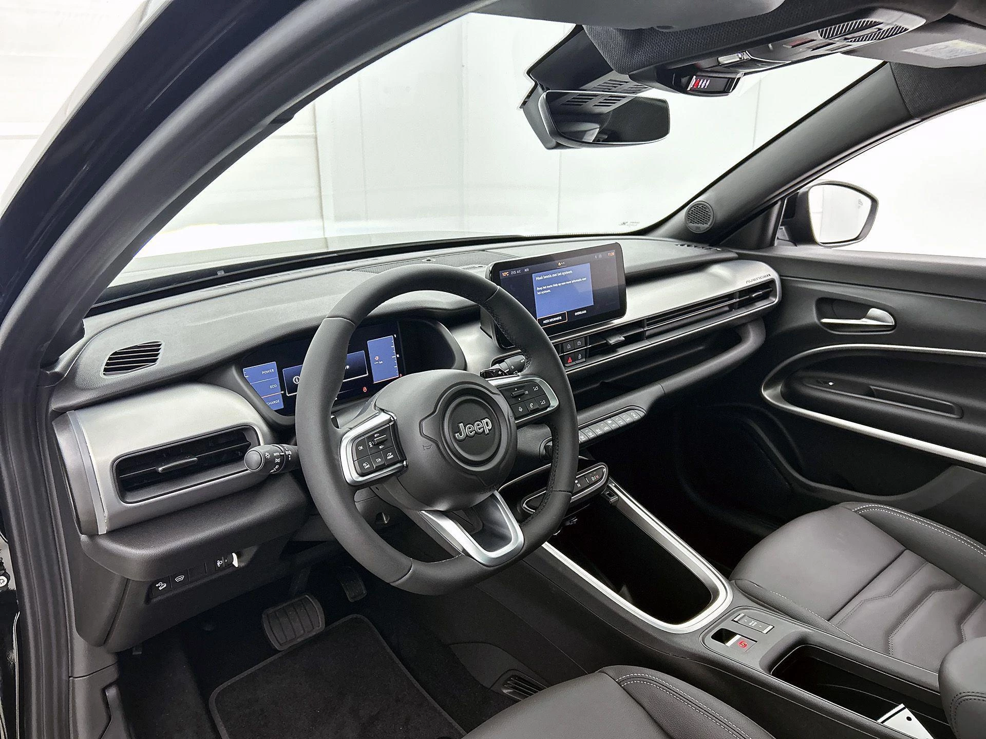 Jeep-Avenger-image-2