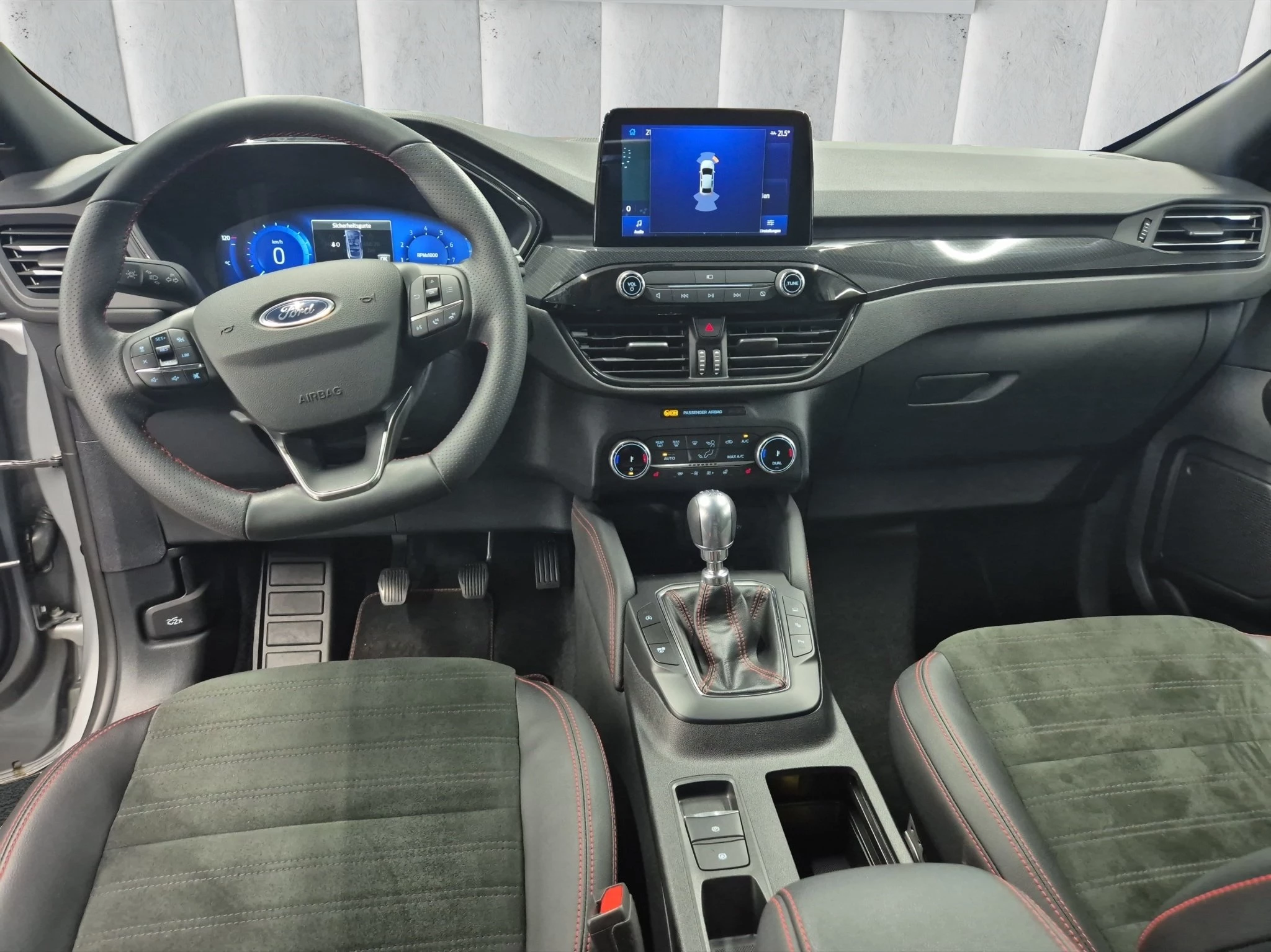 Ford-Kuga-image-11