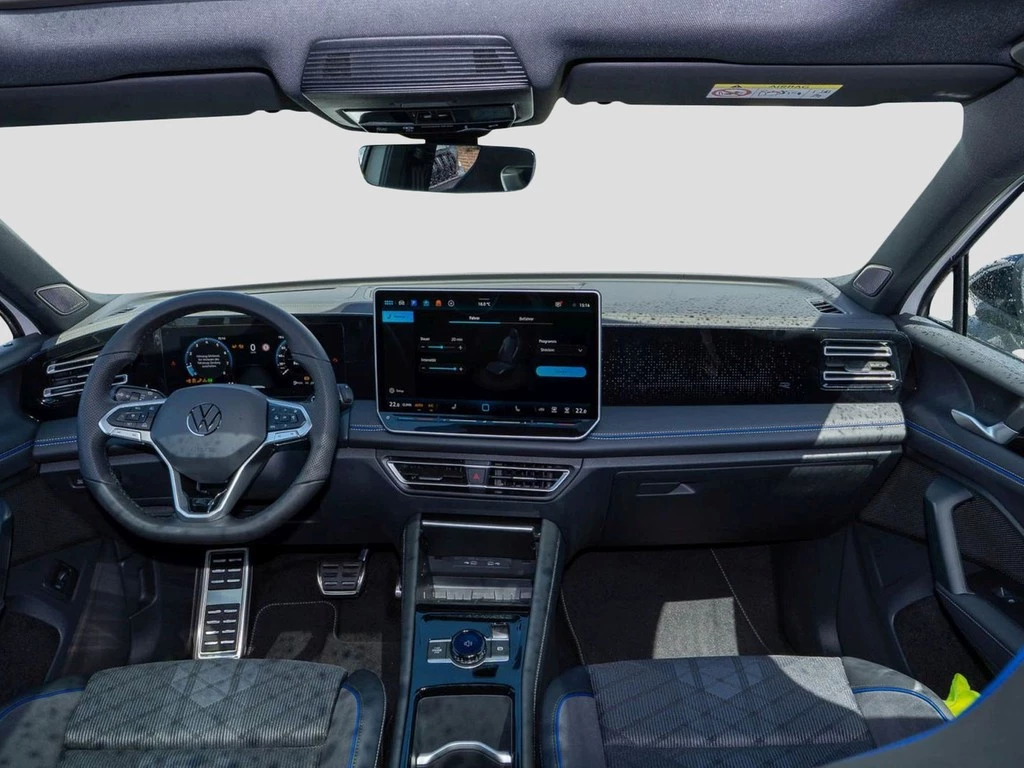 Volkswagen-Tiguan-image-10