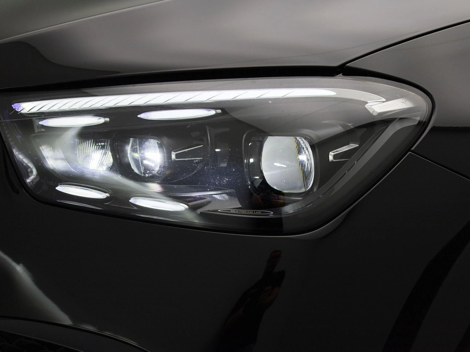 Mercedes-Benz-GLE-image-14