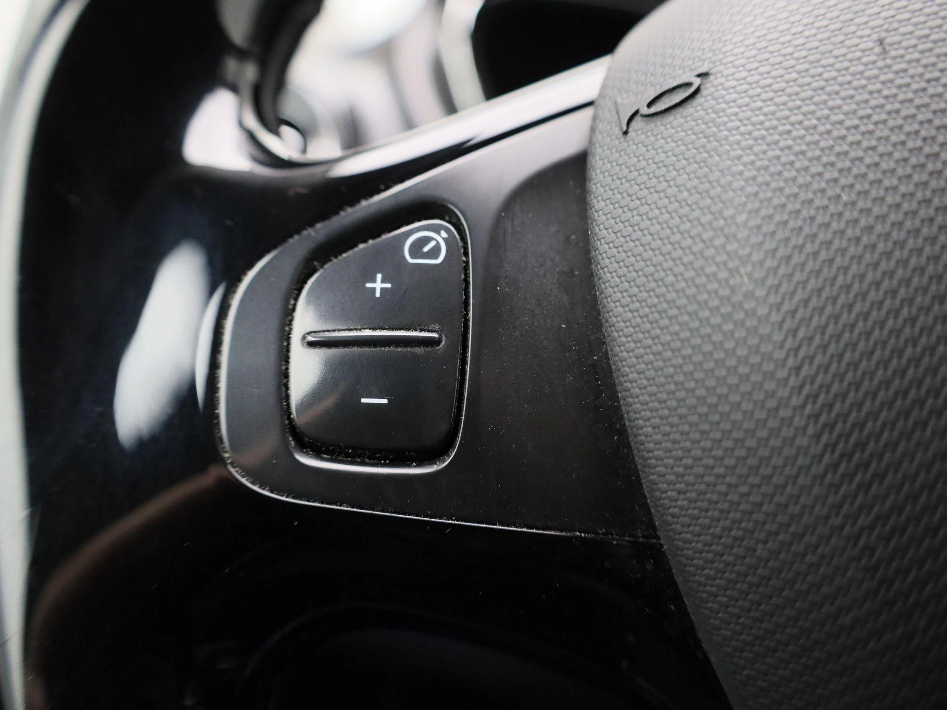Renault-Captur-image-19