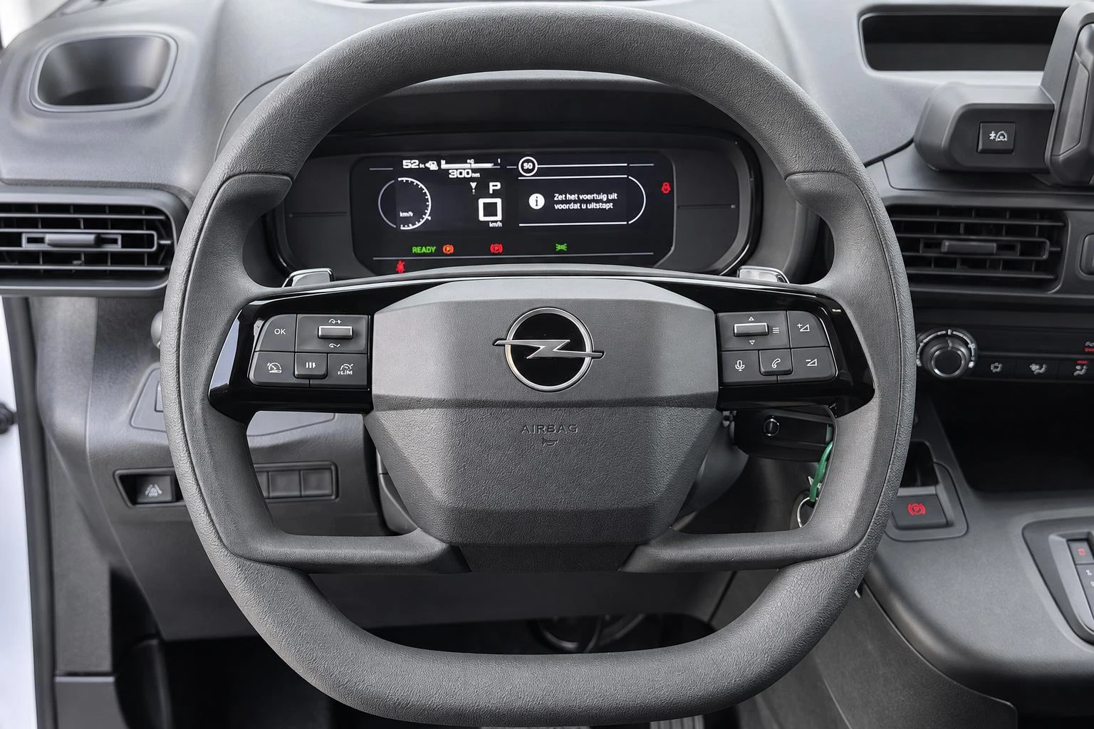 Opel-Combo-e-image-14