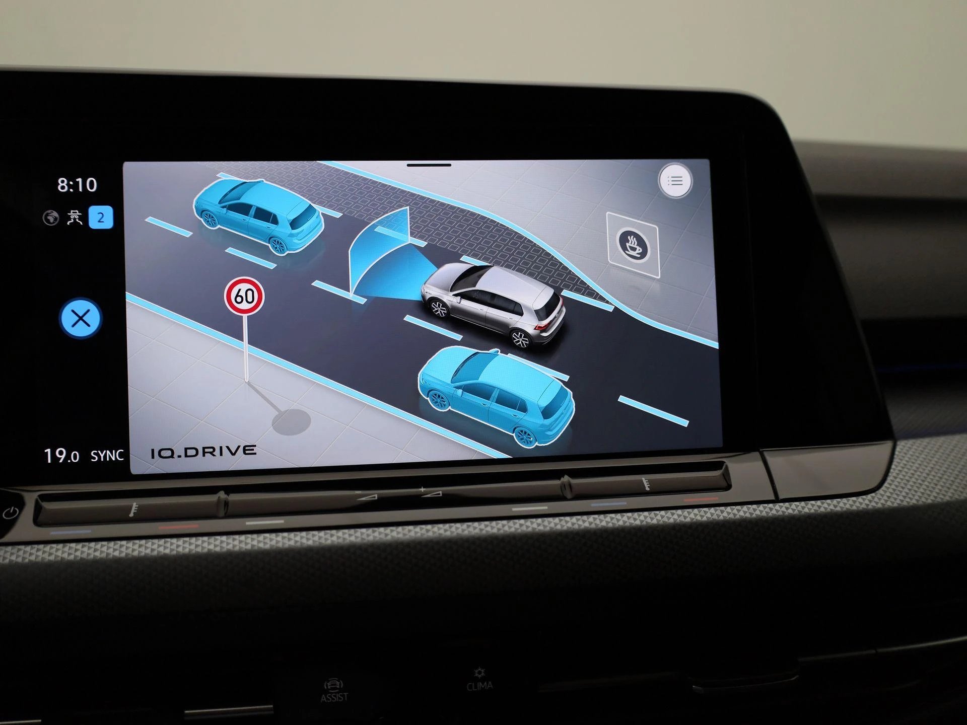Volkswagen-Golf-image-19