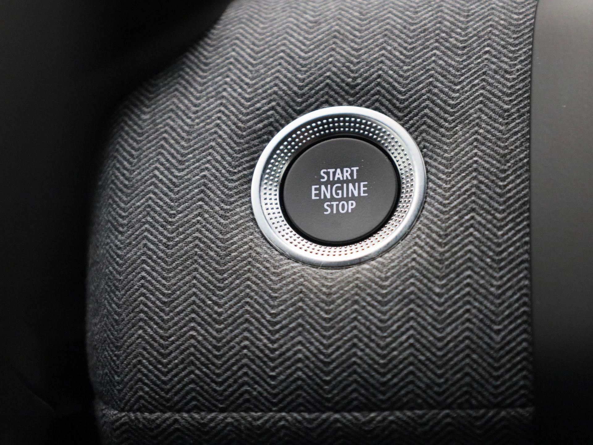 Renault-Clio-image-19