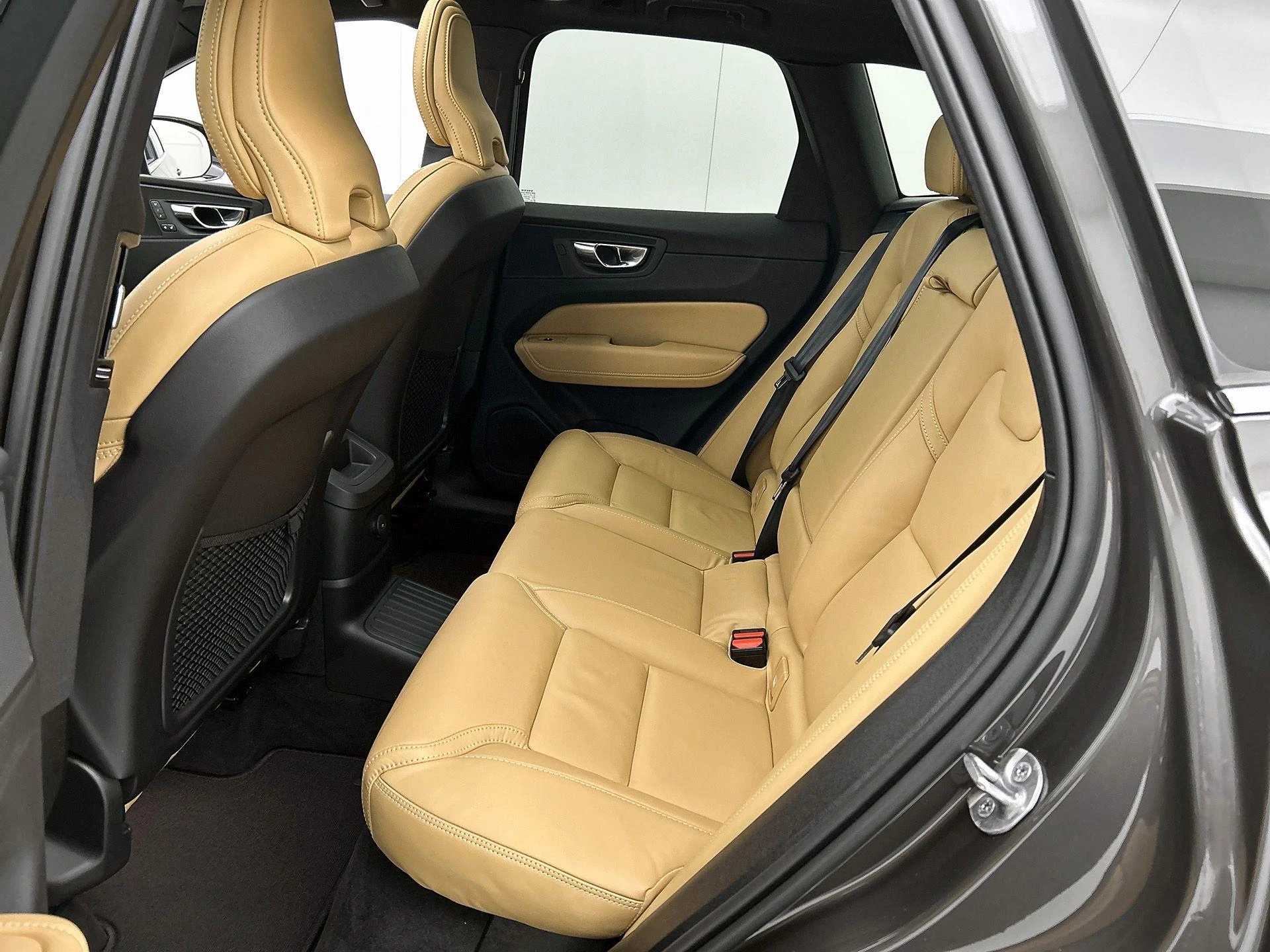 Volvo-XC60-image-28