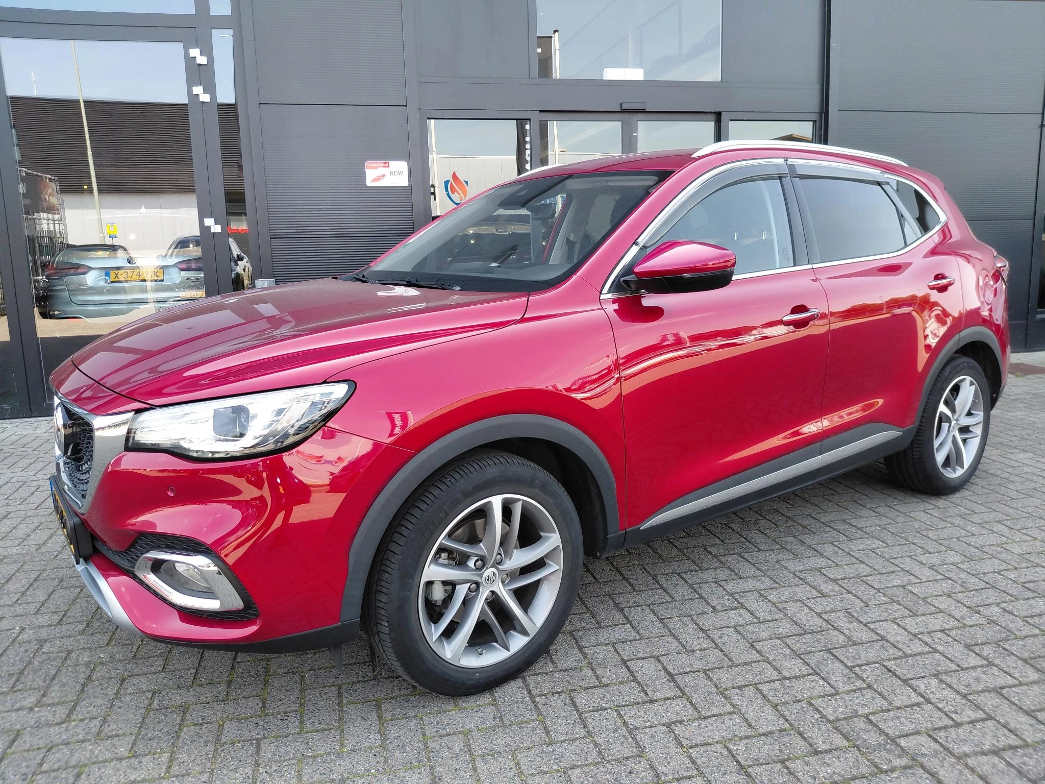 MG EHS 1.5 TGDI Edition1
