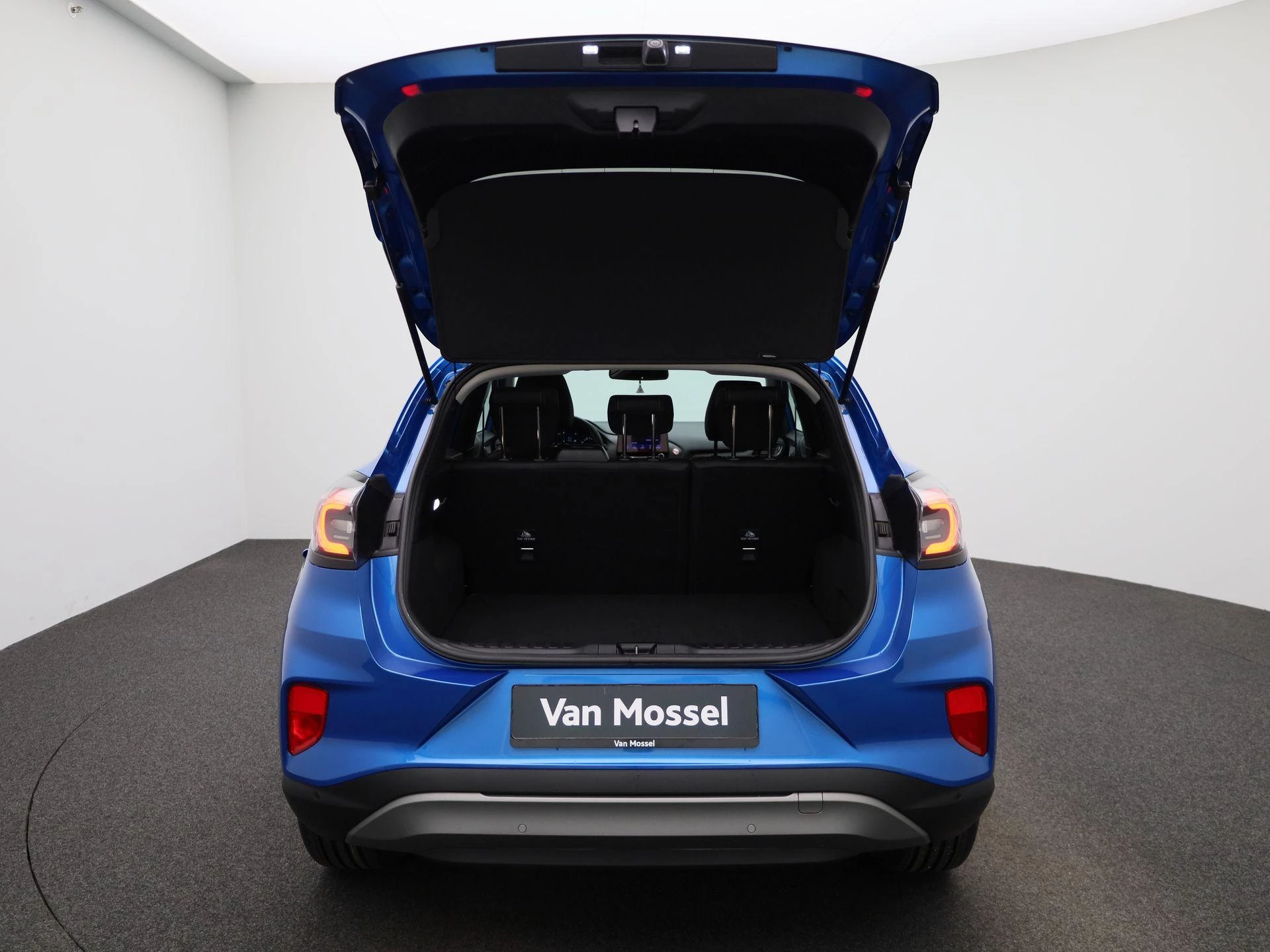 Ford Puma 1.0i Ecoboost mHEV 92kW Titanium