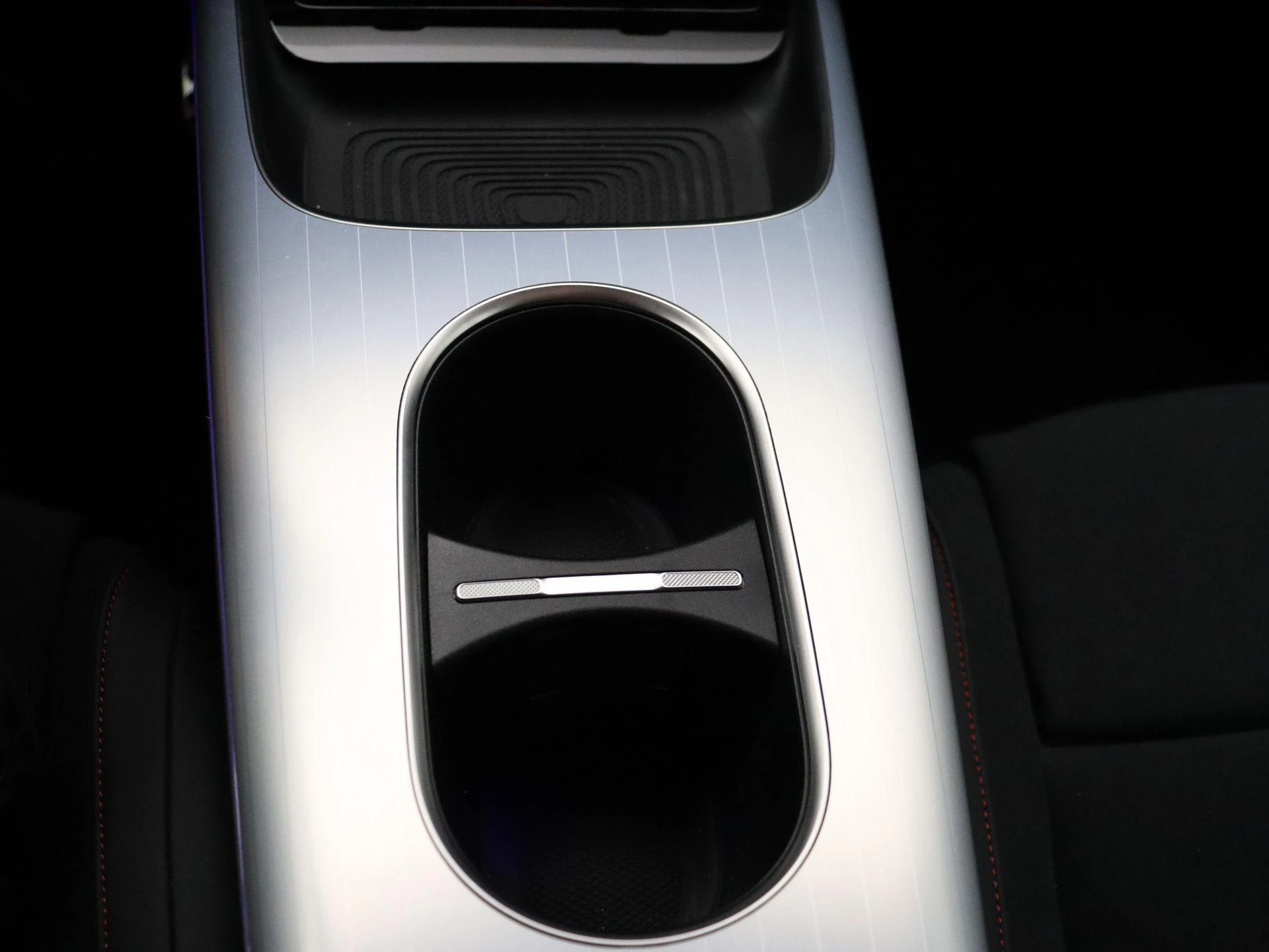 Mercedes-Benz-CLA-image-19