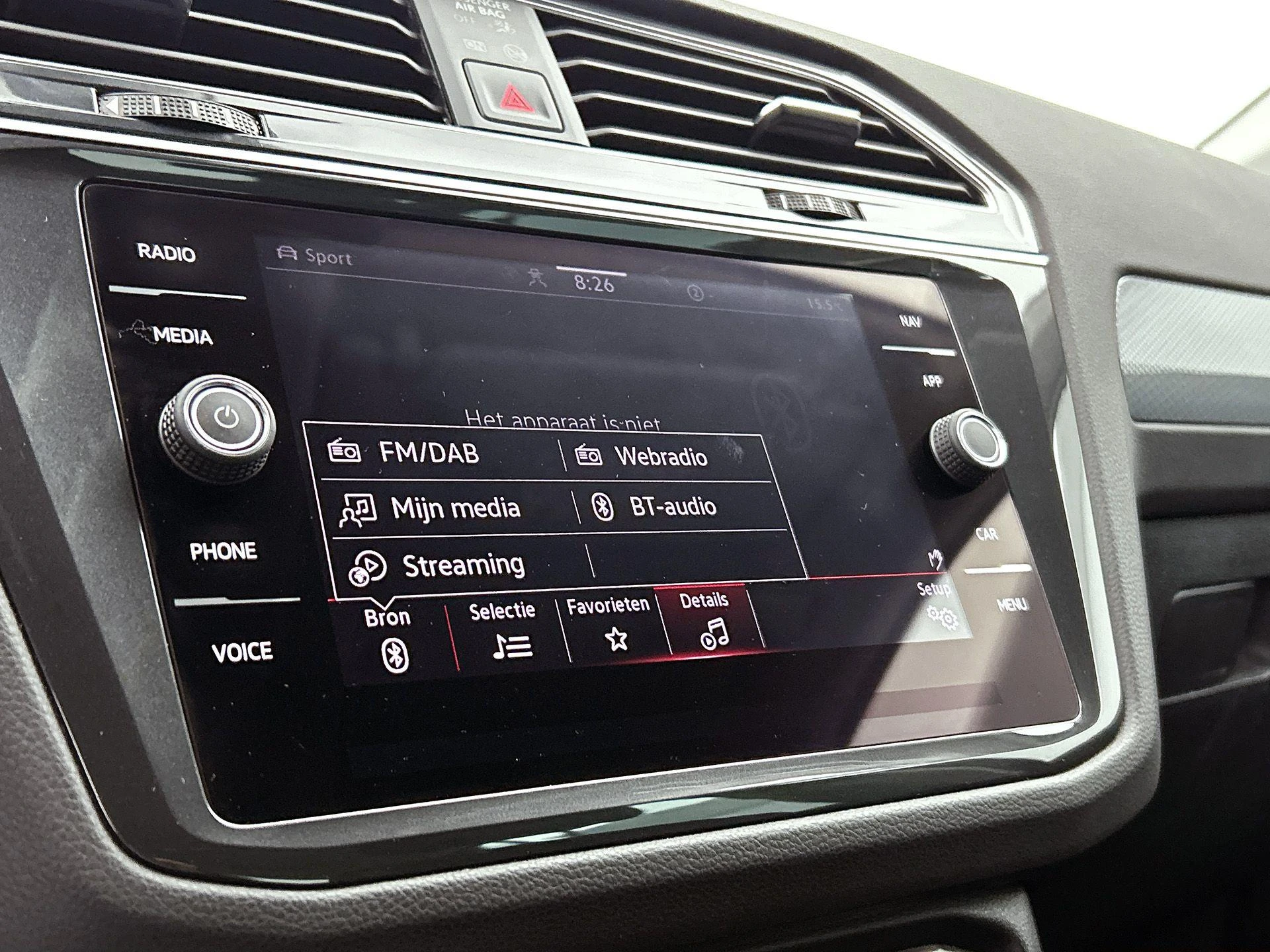 Volkswagen-Tiguan-image-15