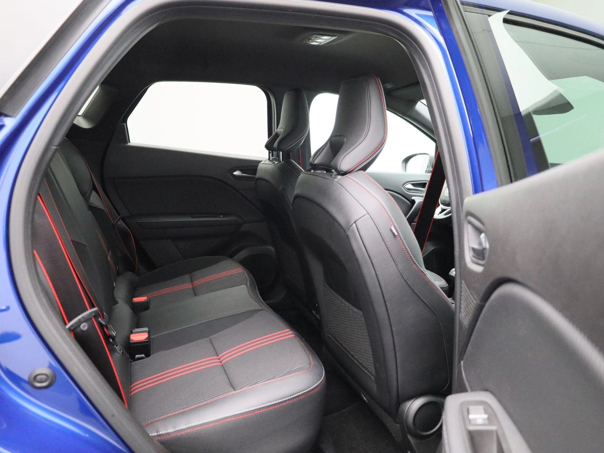 Renault-Captur-image-38
