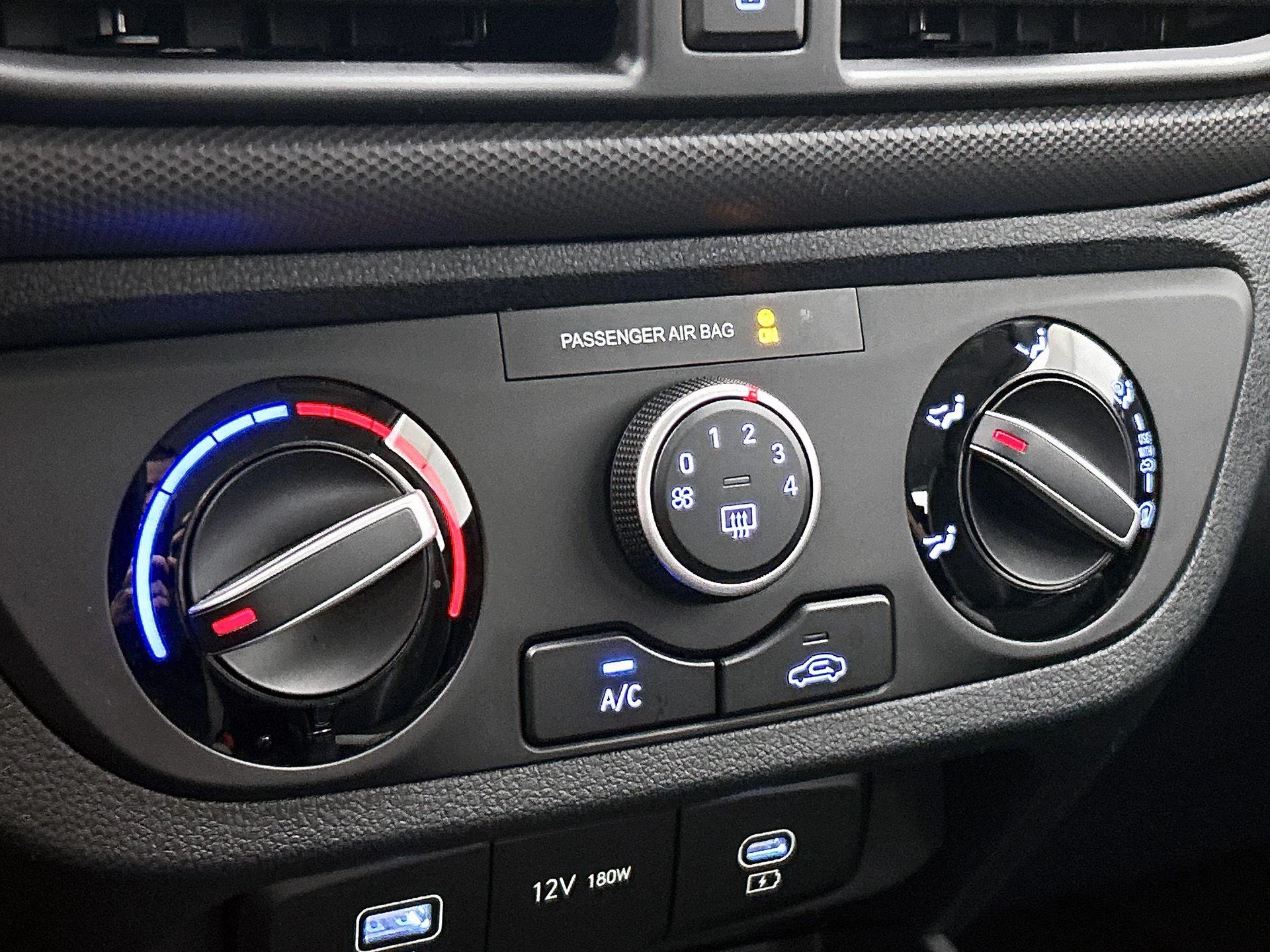 Hyundai-i10-image-19