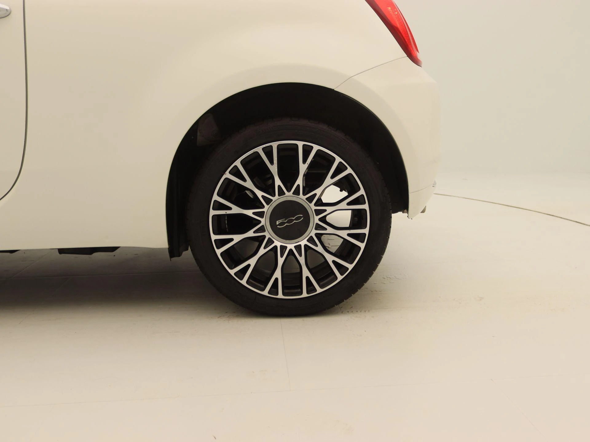 Fiat-500C-image-15