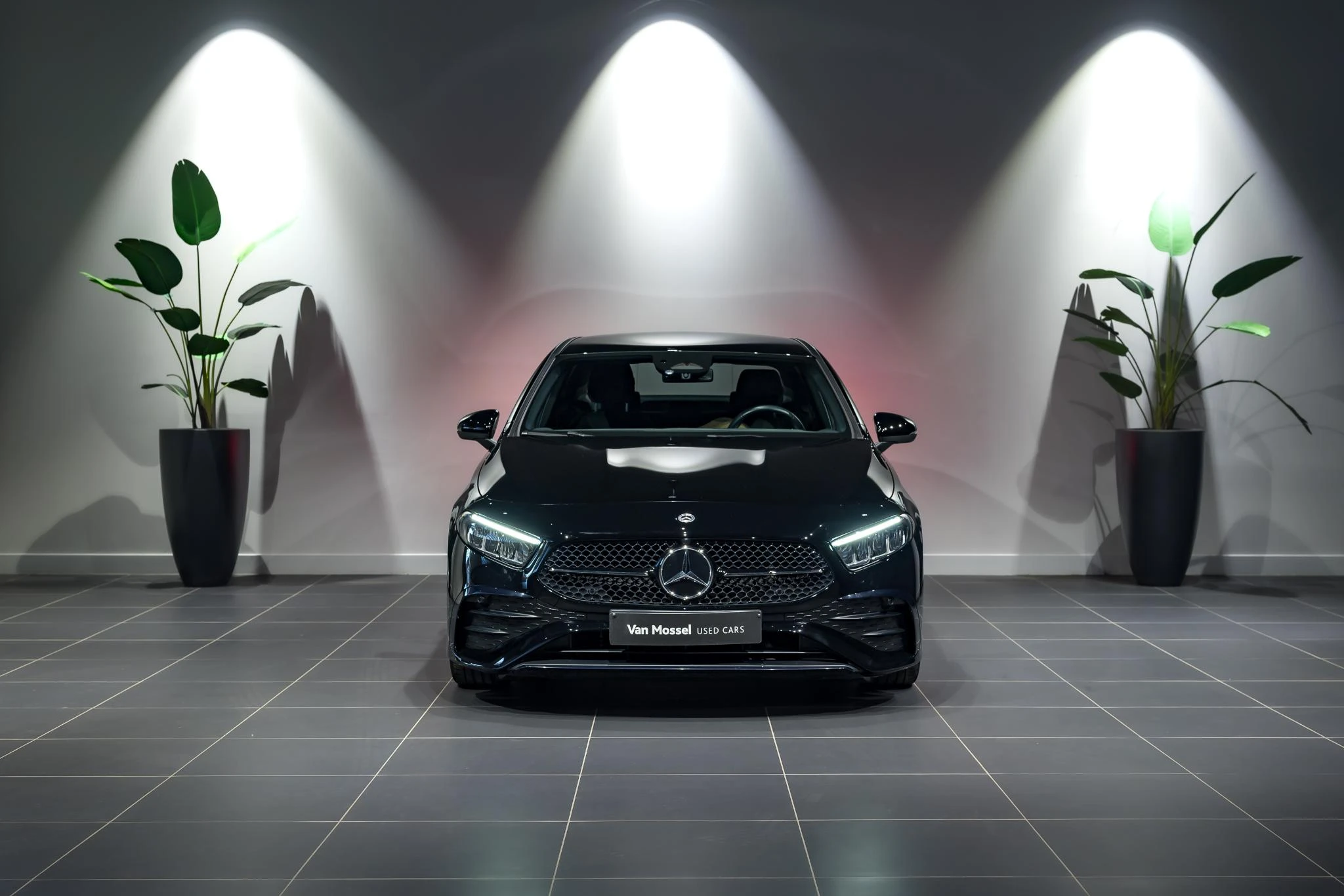Mercedes-Benz-A-Klasse-image-1