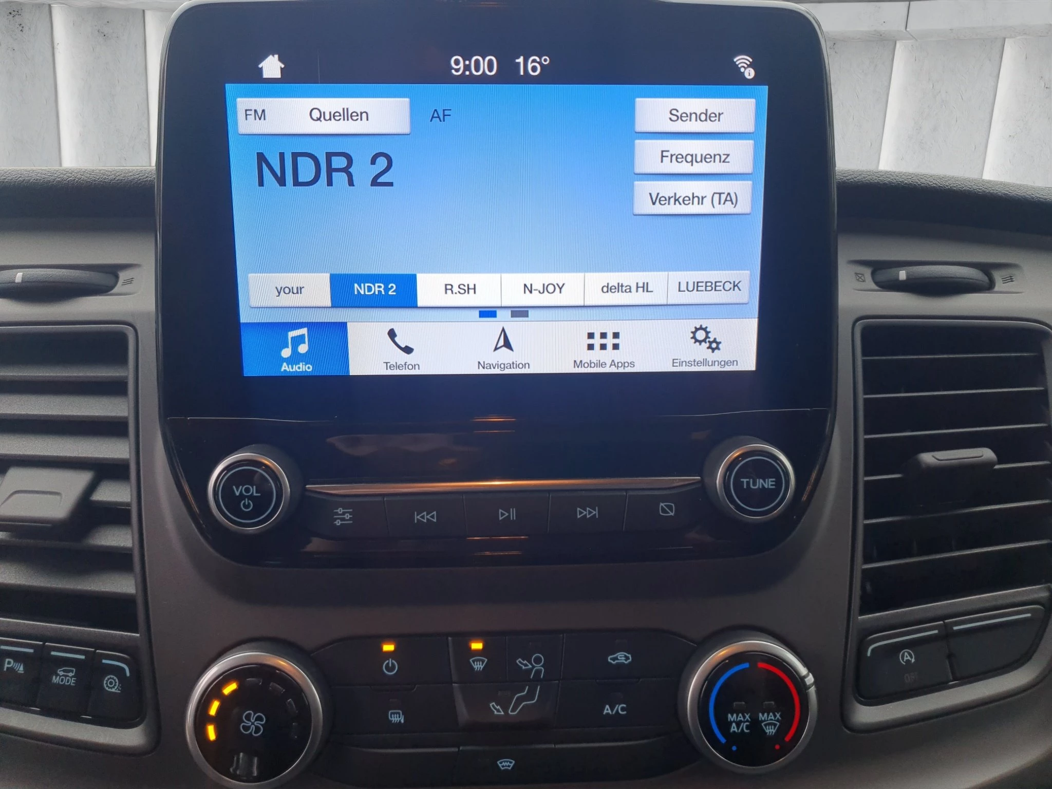 Ford-Transit Custom-image-12