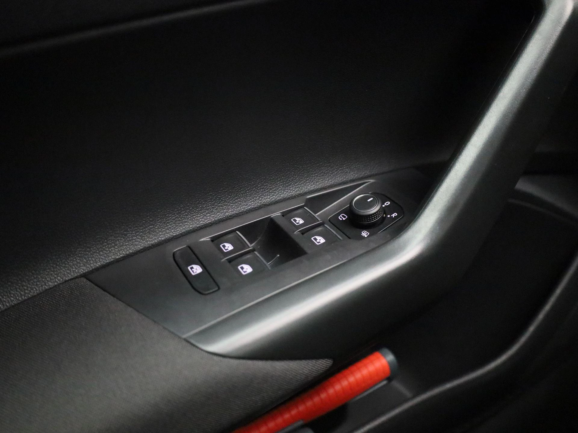 Volkswagen-Polo-image-20