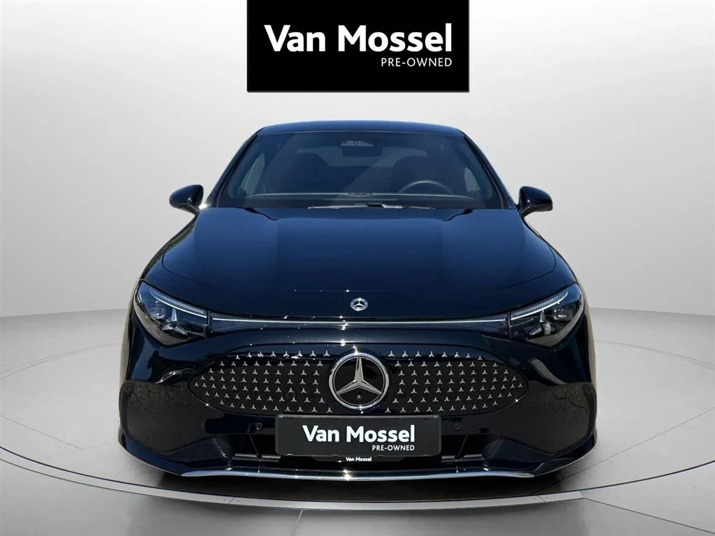 Mercedes-Benz-CLA-image-1