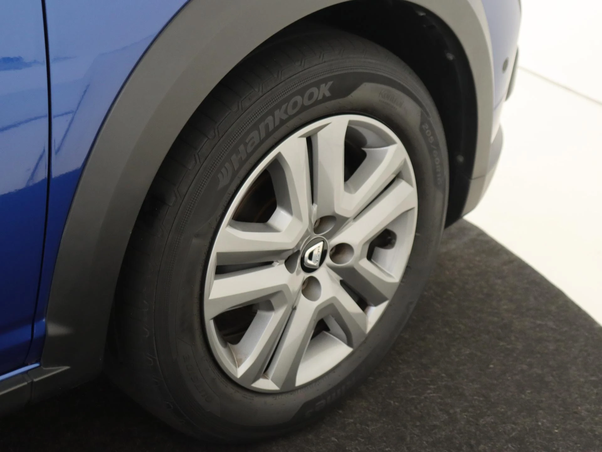 Dacia-Sandero Stepway-image-25
