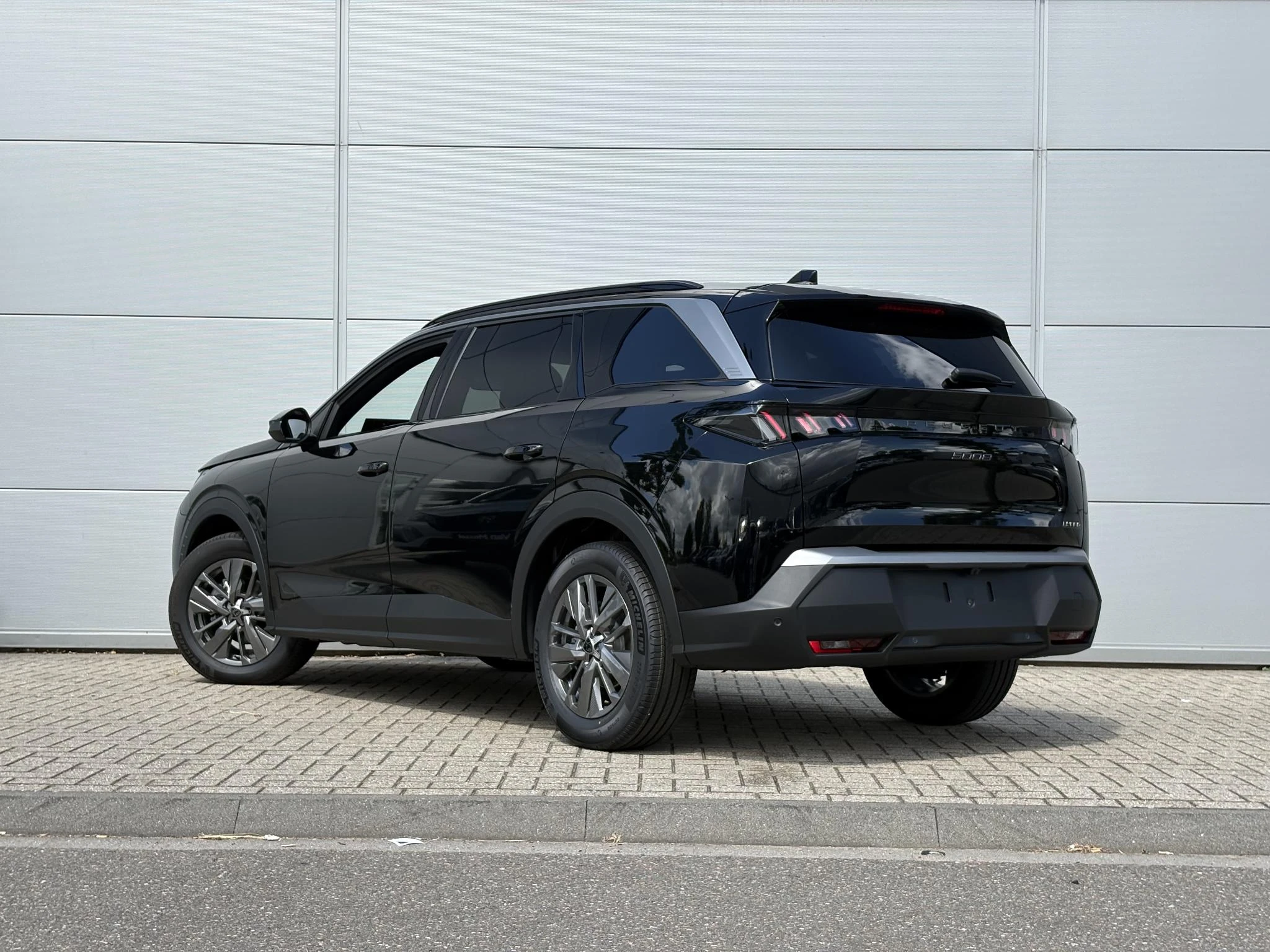 Peugeot-5008-image-3