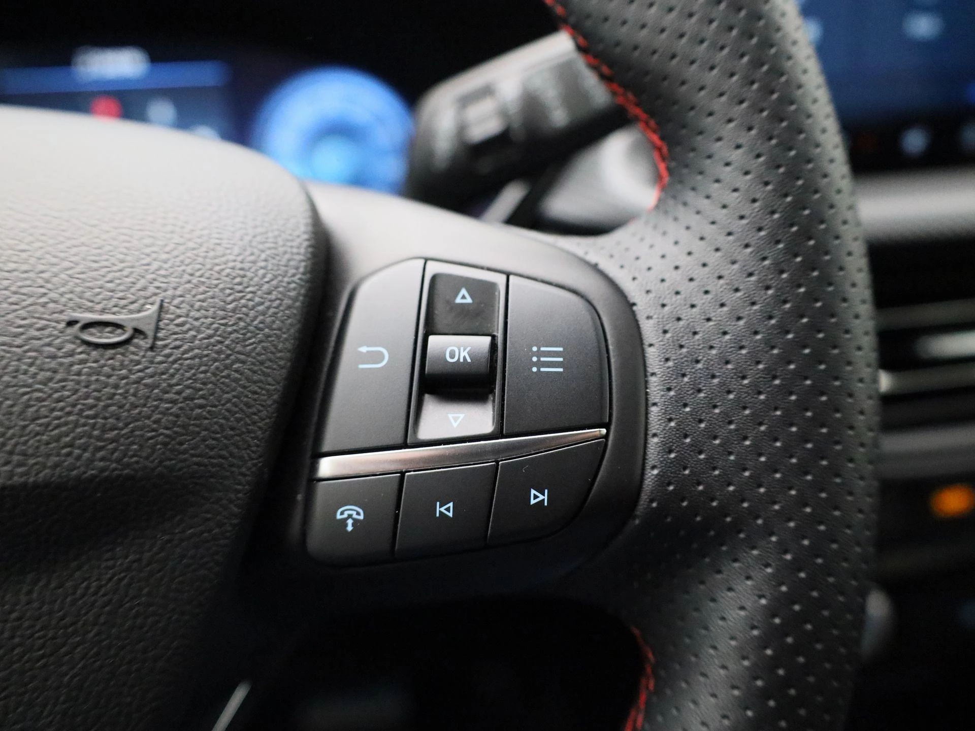 Ford-Kuga-image-23