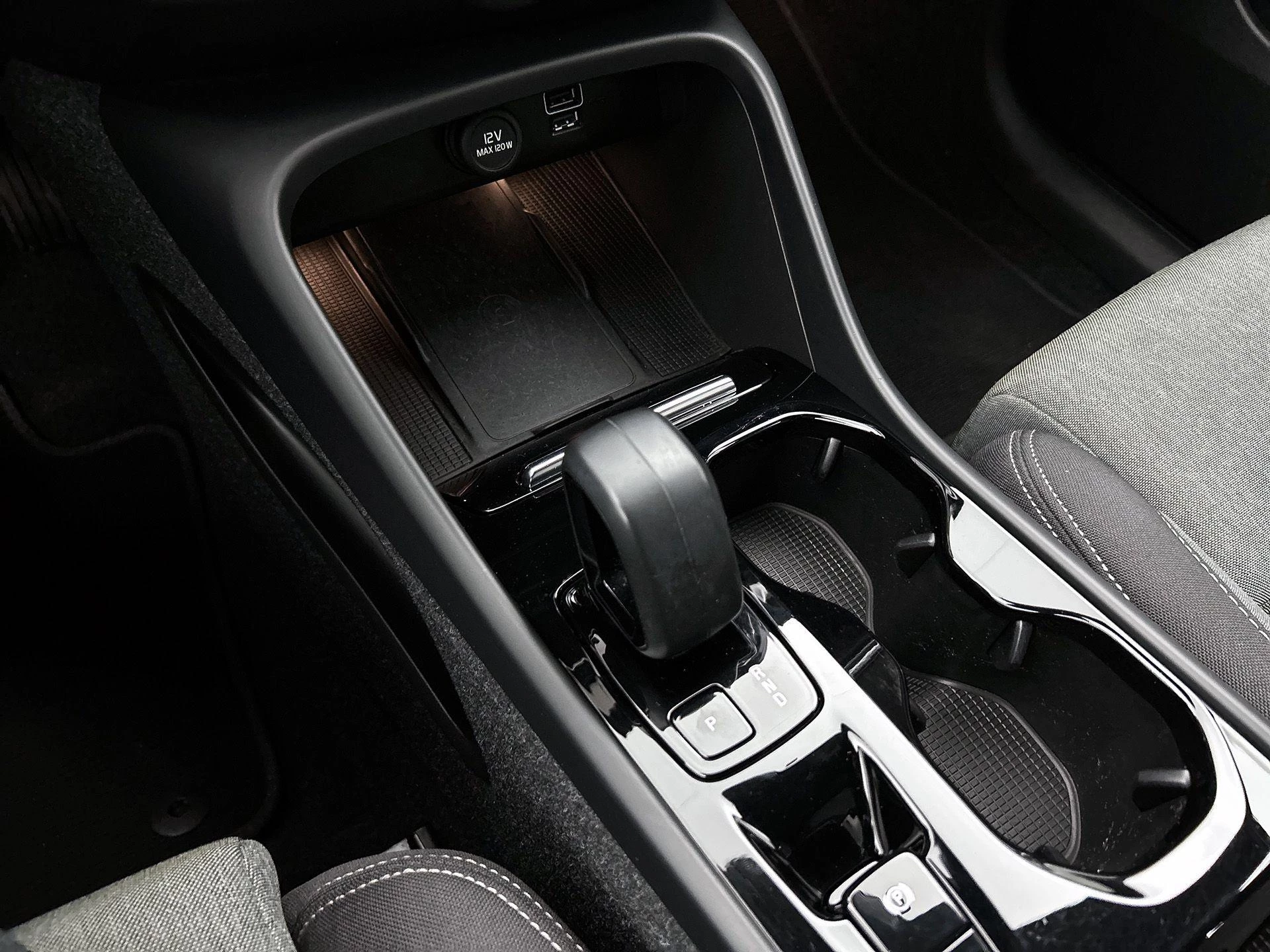 Volvo XC40 1.5 T4 Plug-in hybrid Plus Bright