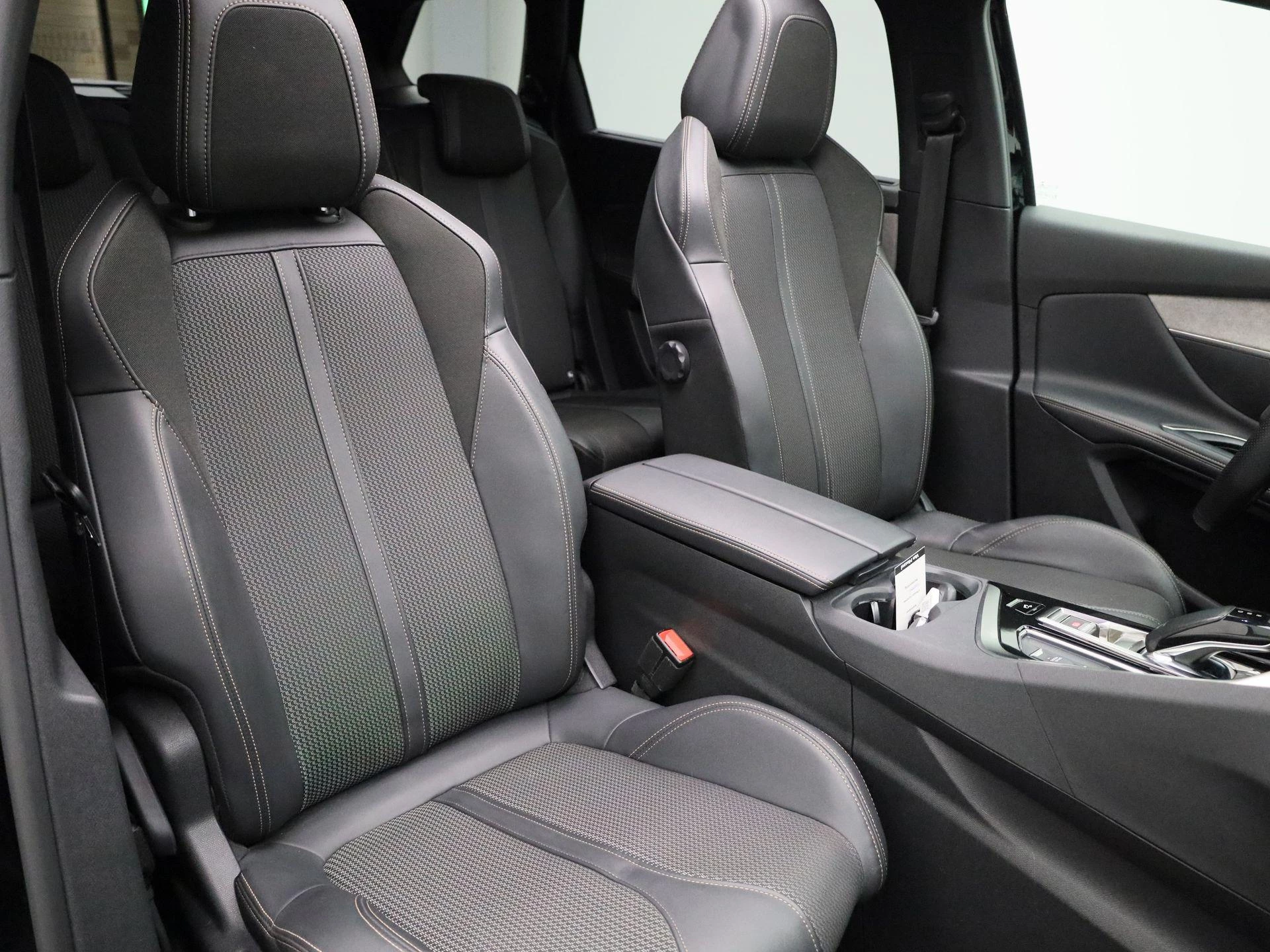 Peugeot-5008-image-51
