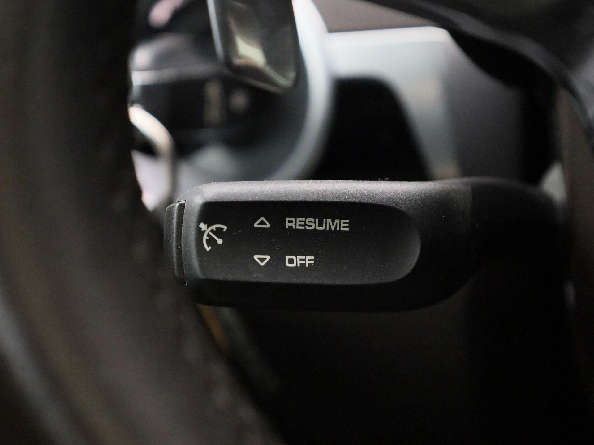 Porsche-Cayenne-image-21