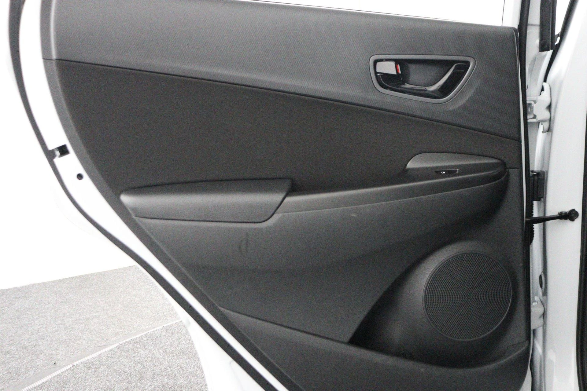 Hyundai-Kona-image-34