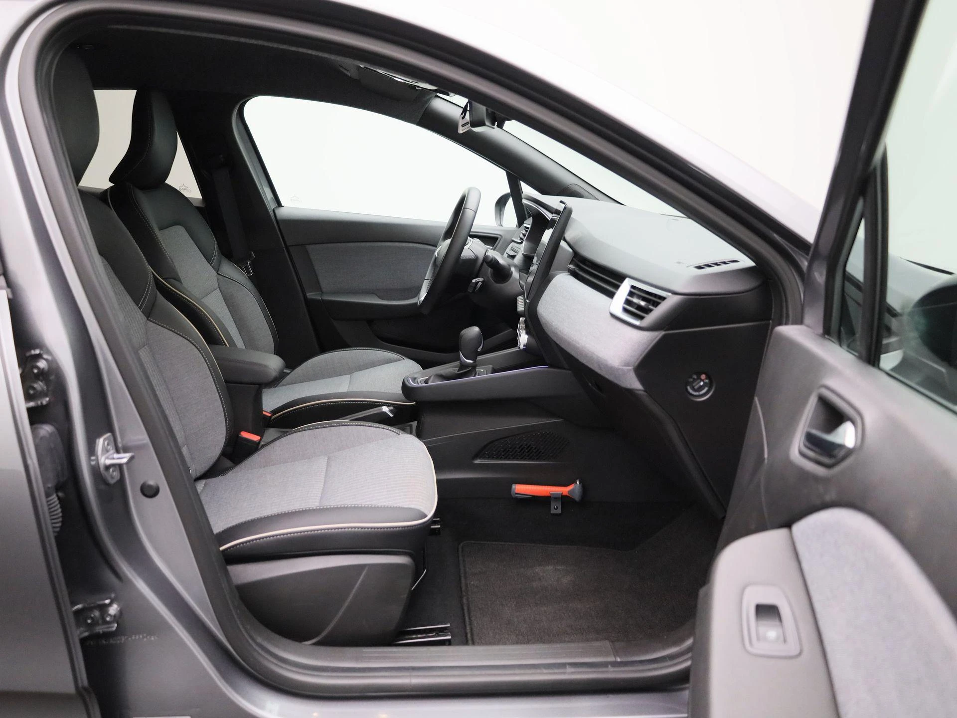 Renault-Clio-image-30