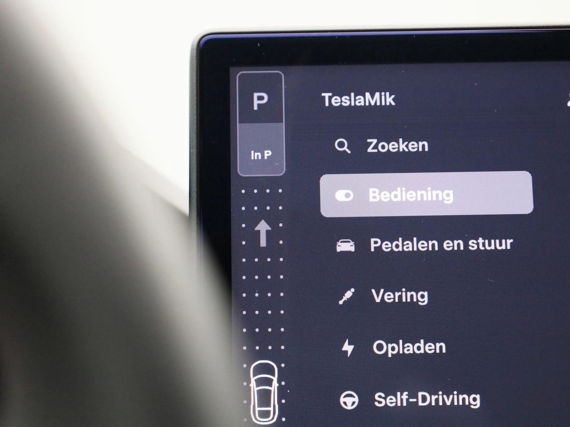 Tesla-Model S-image-21