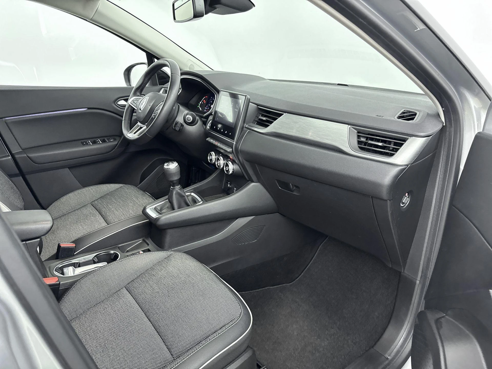 Renault-Captur-image-15