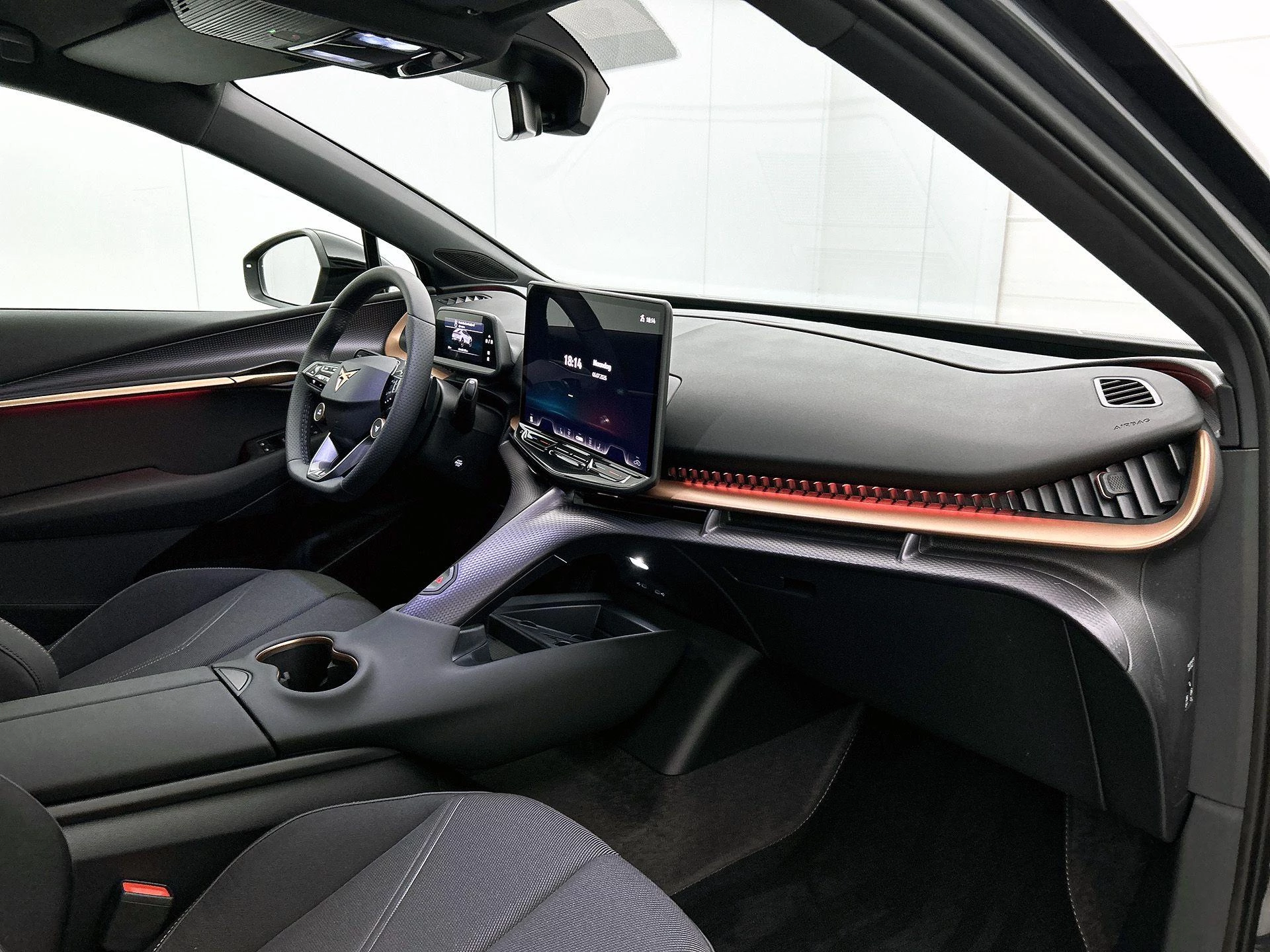 CUPRA Tavascan Business 82 kWh