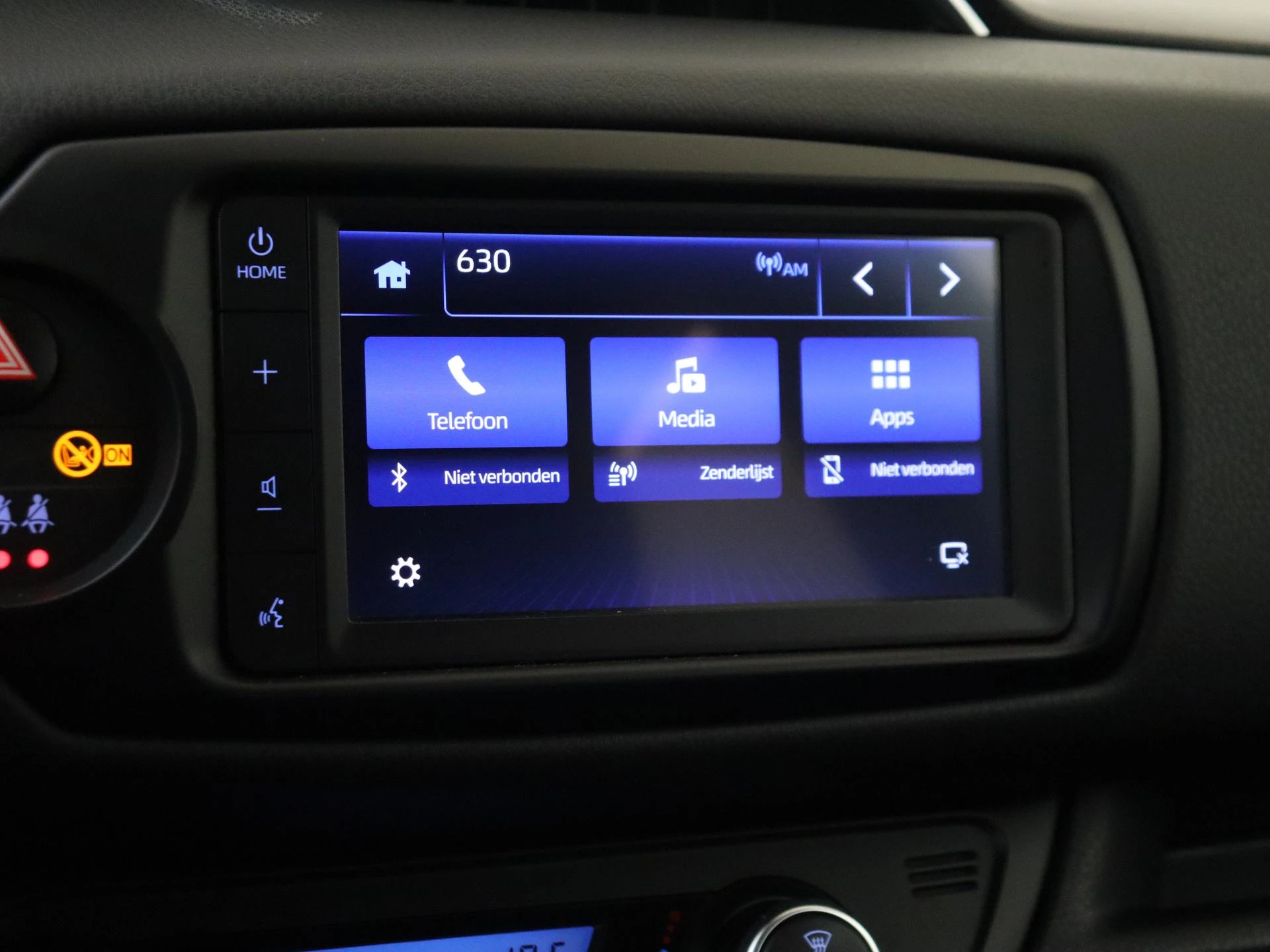 Toyota-Yaris-image-16