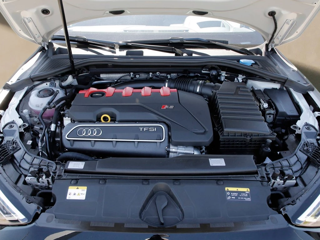 Audi RS3 Lim UPE 90.165 Individual 280 Navi Matrix